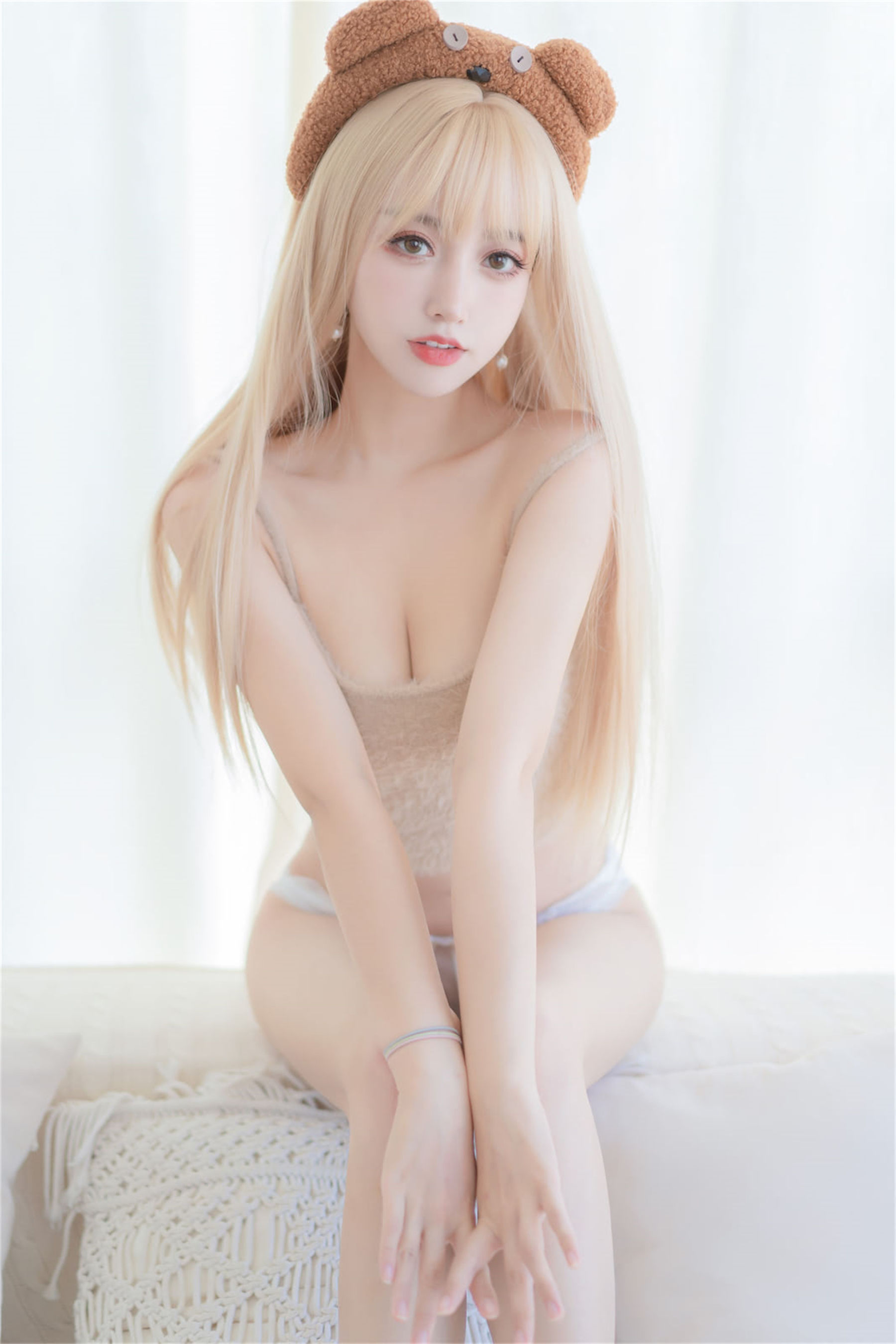 斗鱼米线线sama – 小熊软糖 [66P] - 秀人网免费无水印在线套图写真