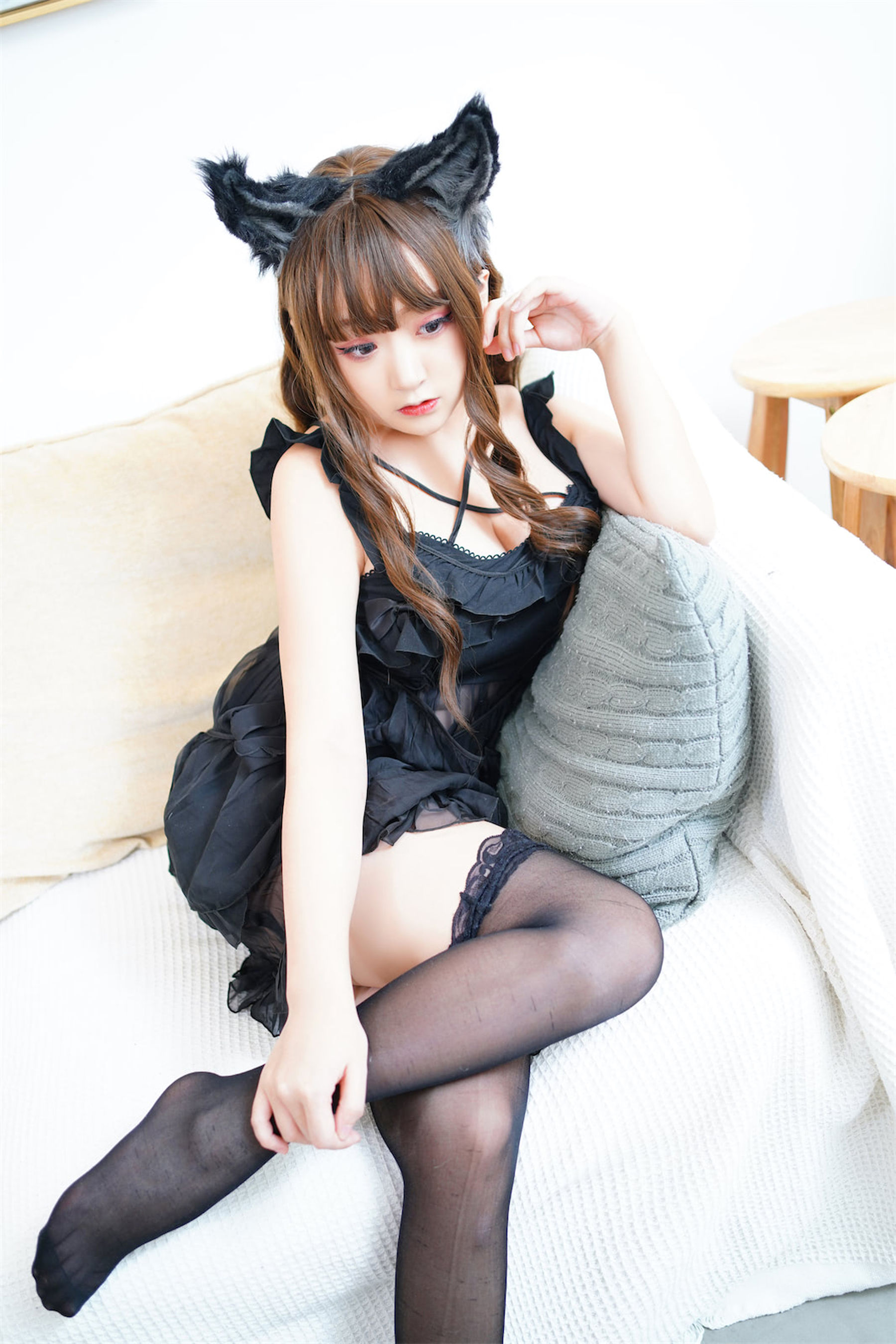 动漫博主恩田直幸 – 黑色狼耳 [45P] - 秀人网免费无水印在线套图写真