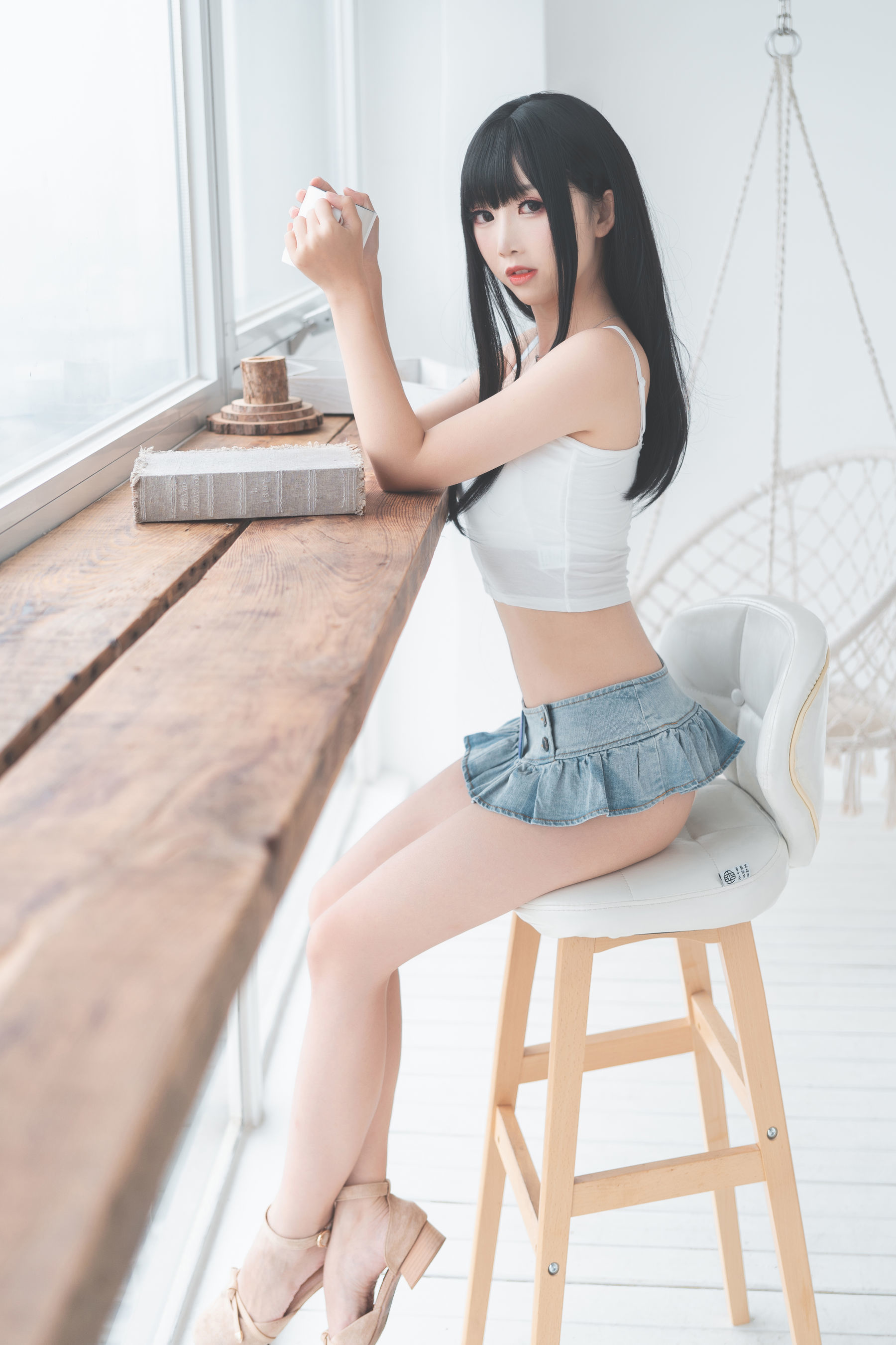 [萝莉COS] 面饼仙儿 – 可爱女友 [40P] - 秀人网免费无水印在线套图写真