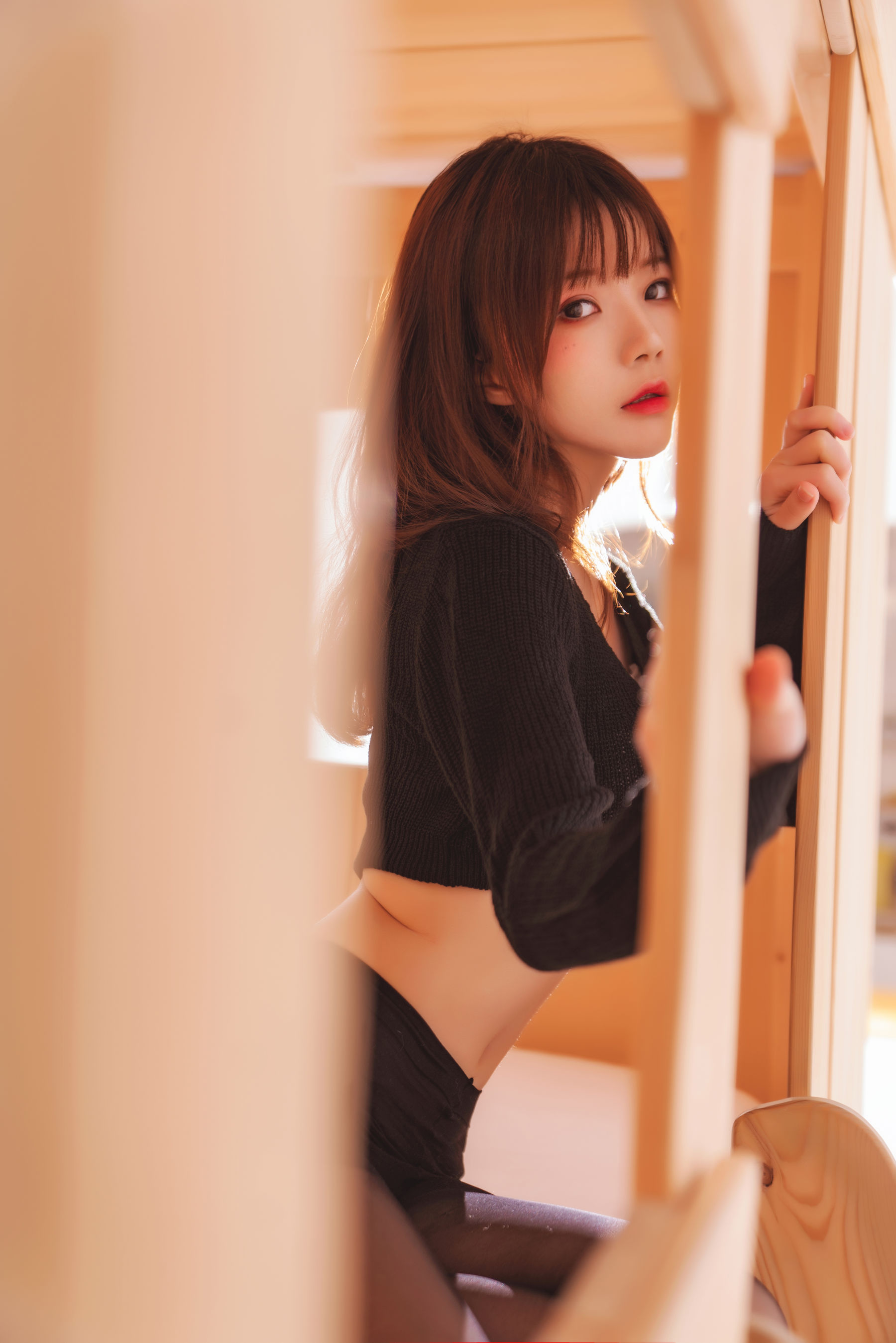 桜桃喵 黑&#038;白 之 性感黑 [32P] - 秀人网免费无水印在线套图写真