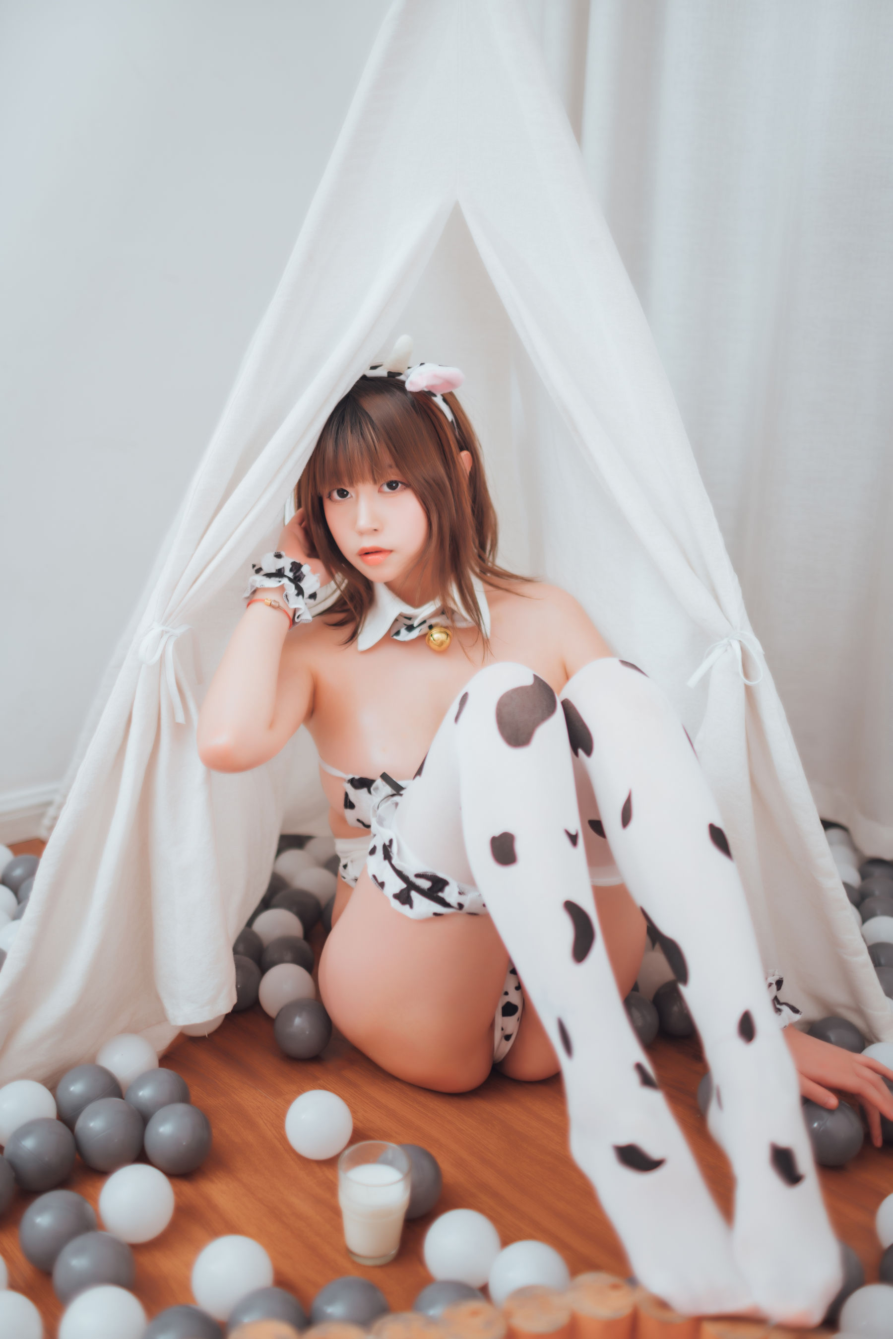 萌妹奈汐酱nice – 牛年大吉 奶牛 [49P] - 秀人网免费无水印在线套图写真