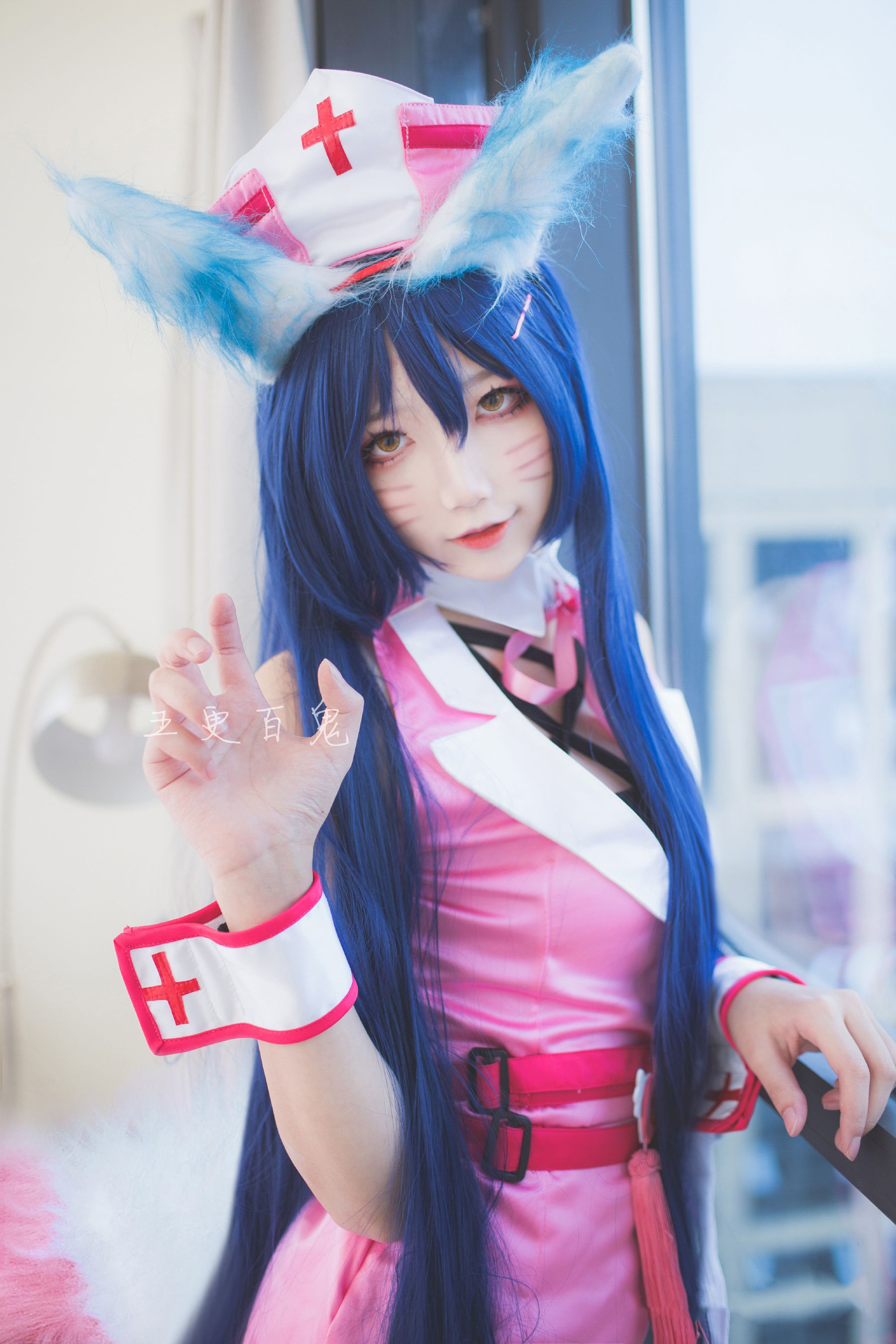 清纯少女五更百鬼 – 九尾 [8P] - 秀人网免费无水印在线套图写真