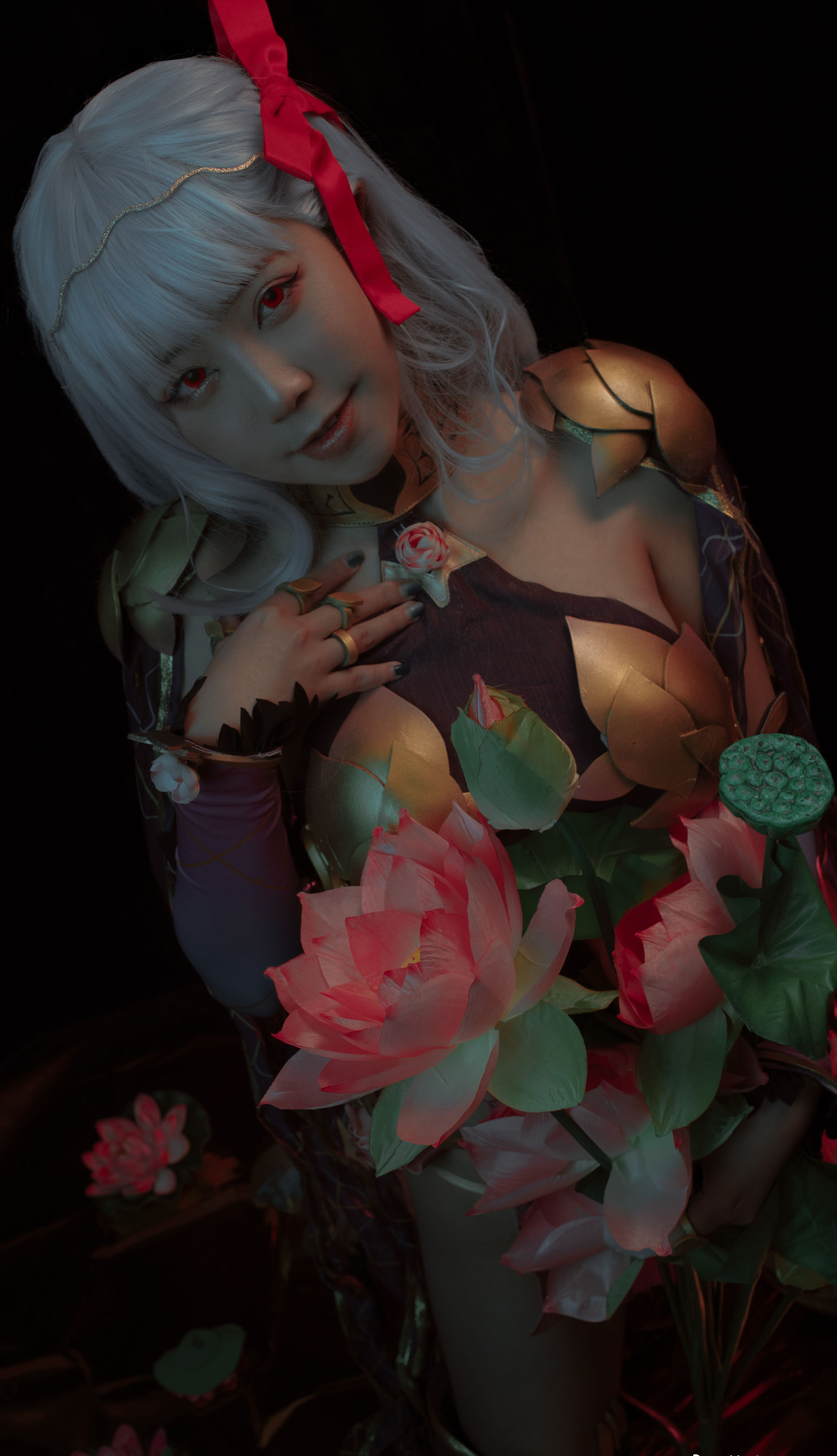 微博萌妹蓝小沂KiKi – 愛もてかれるは恋無きなり [13P] - 秀人网免费无水印在线套图写真