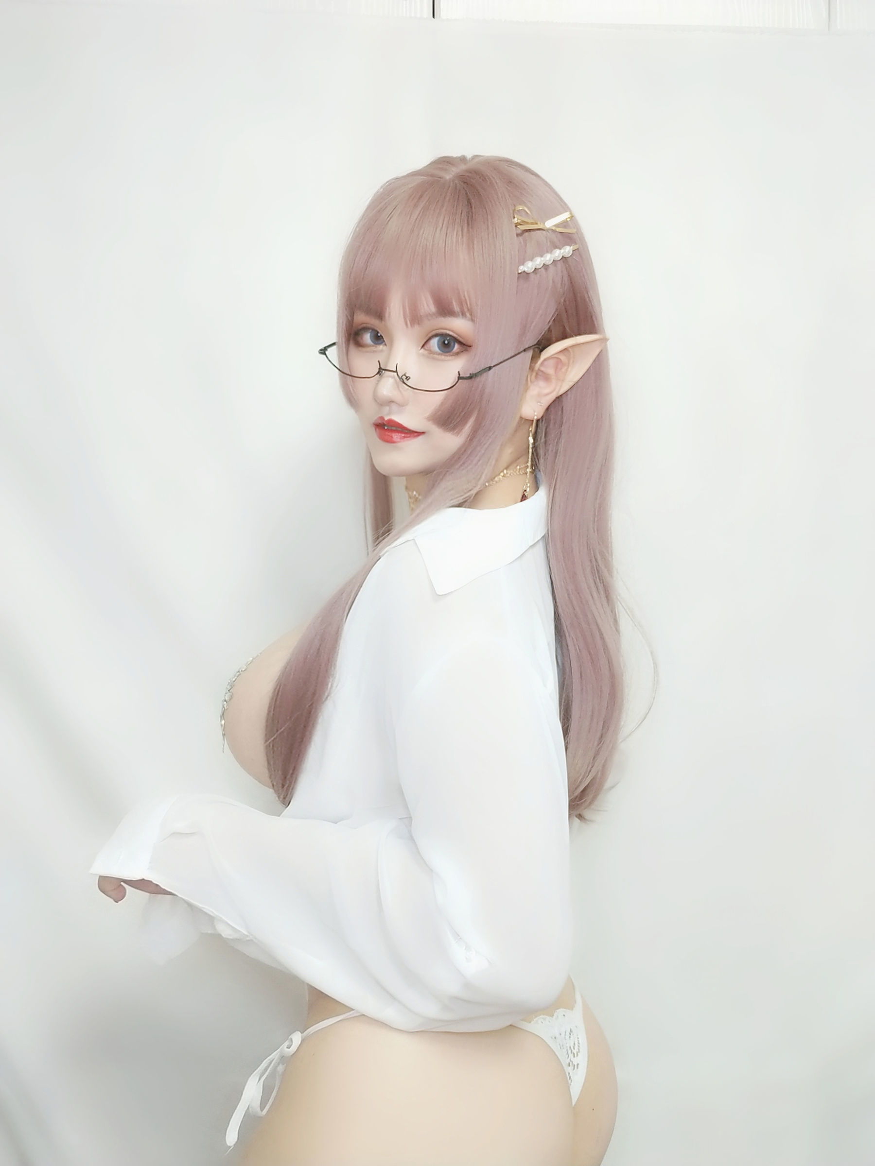 夏鸽鸽不想起床 纹身水钻 [40P] - 秀人网免费无水印在线套图写真