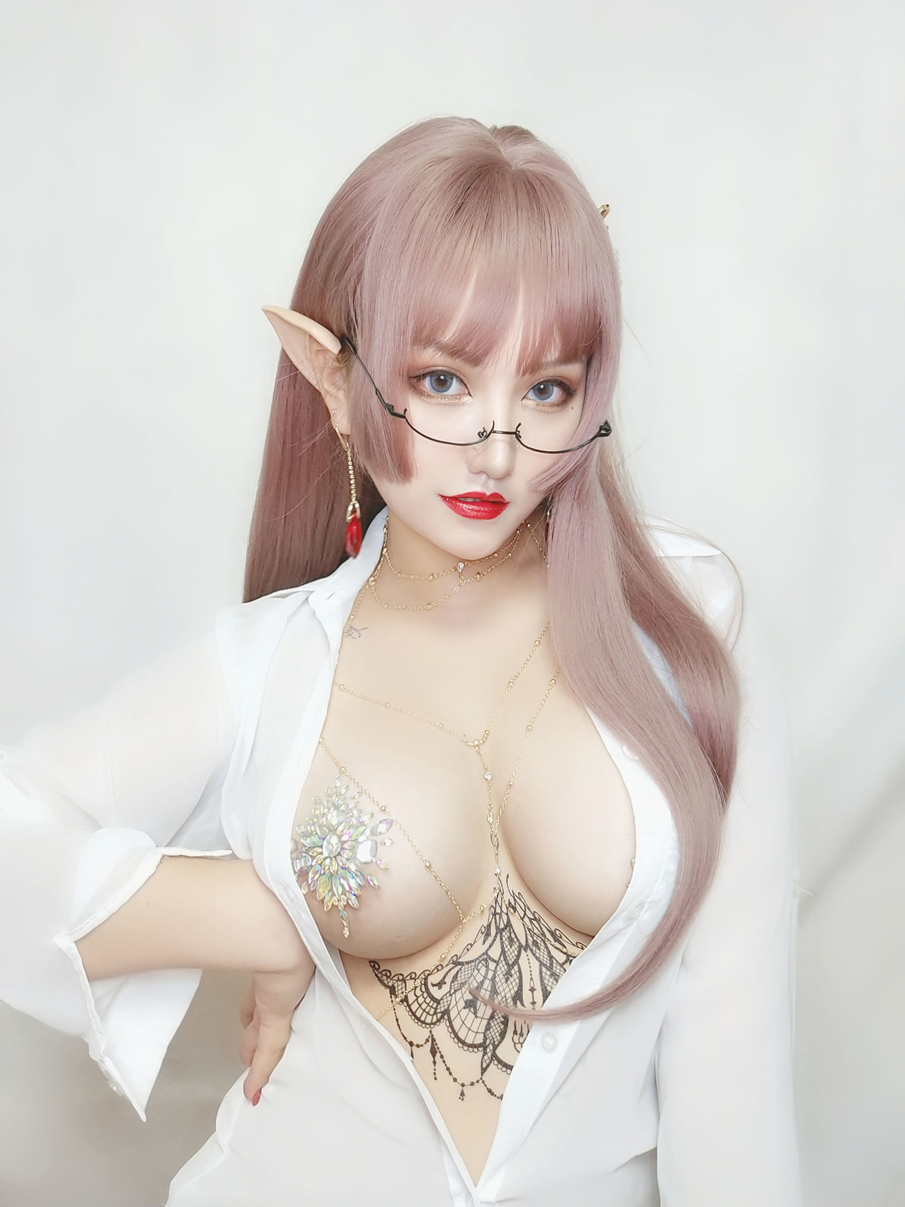 夏鸽鸽不想起床 纹身水钻 [40P] - 秀人网免费无水印在线套图写真