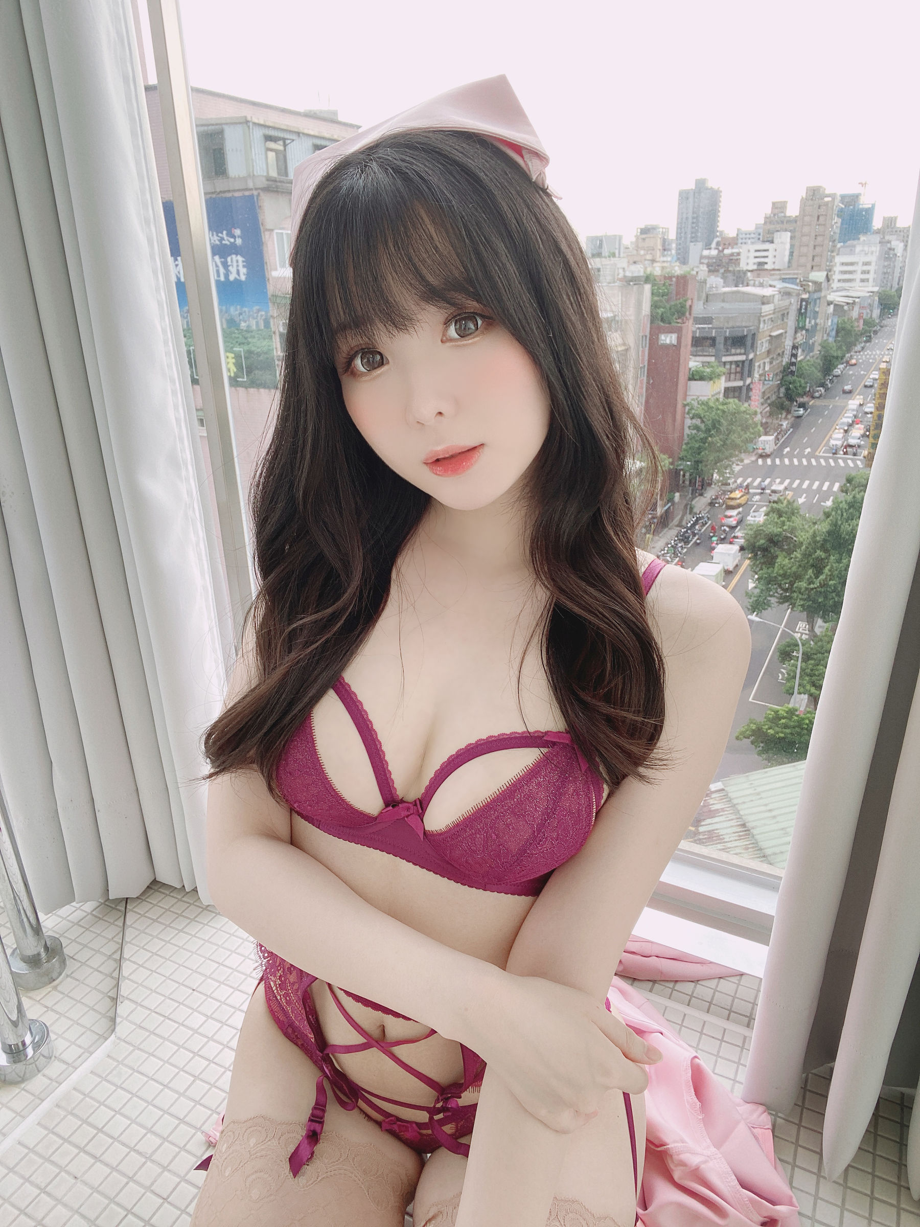 微博妹纸霜月shimo – ピンクナース__ [11P] - 秀人网免费无水印在线套图写真