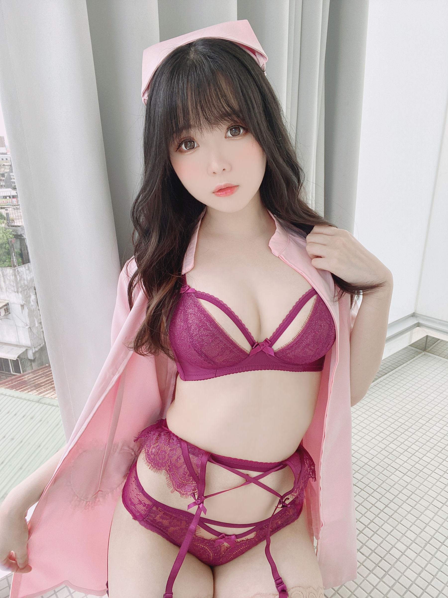 微博妹纸霜月shimo – ピンクナース__ [11P] - 秀人网免费无水印在线套图写真