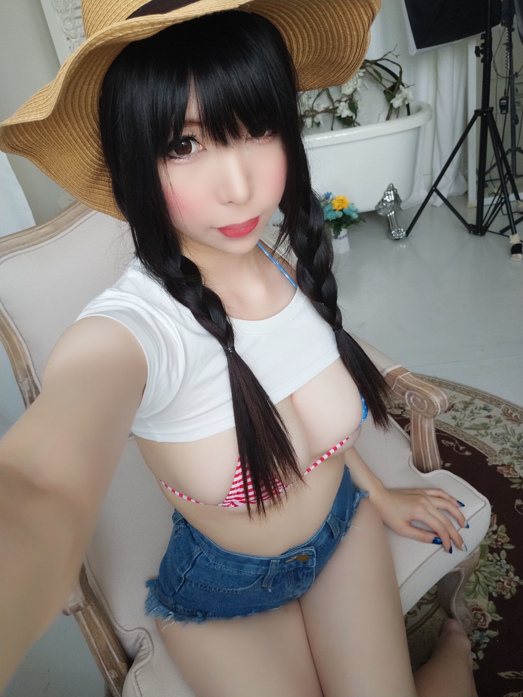 二次元巨乳美女鹿野希 牛仔女郎 [84P] - 秀人网免费无水印在线套图写真