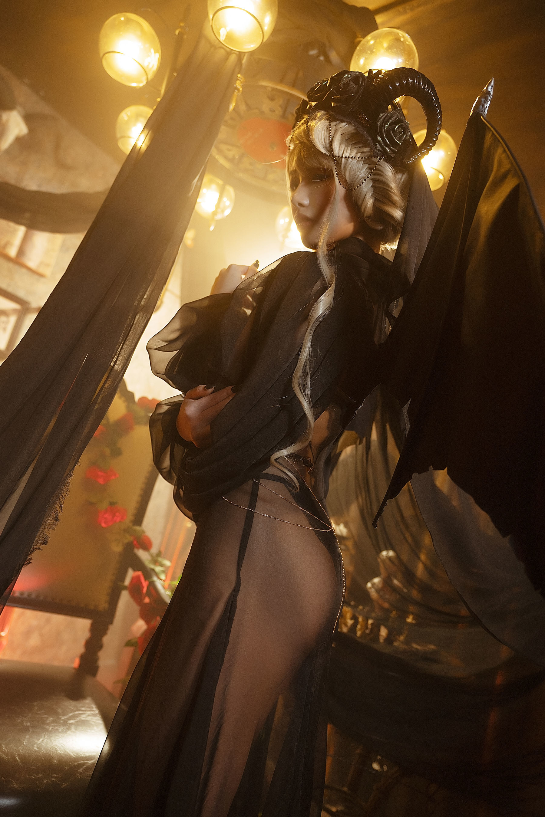 [萝莉COS] 雯妹 – 魅魔 gothic devil [16P] - 秀人网免费无水印在线套图写真