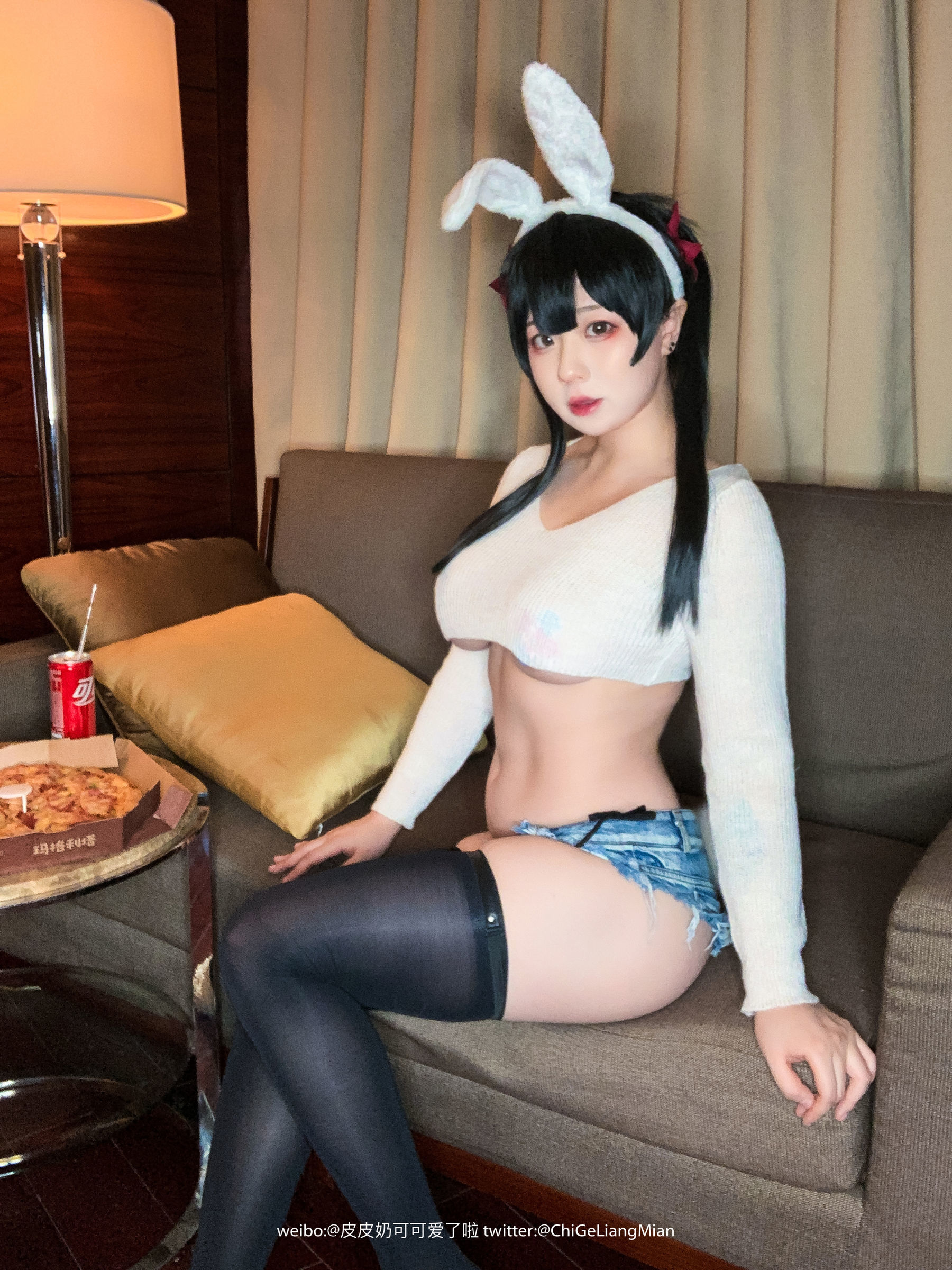 皮皮奶可可爱了啦 披萨白兔 [52P] - 秀人网免费无水印在线套图写真