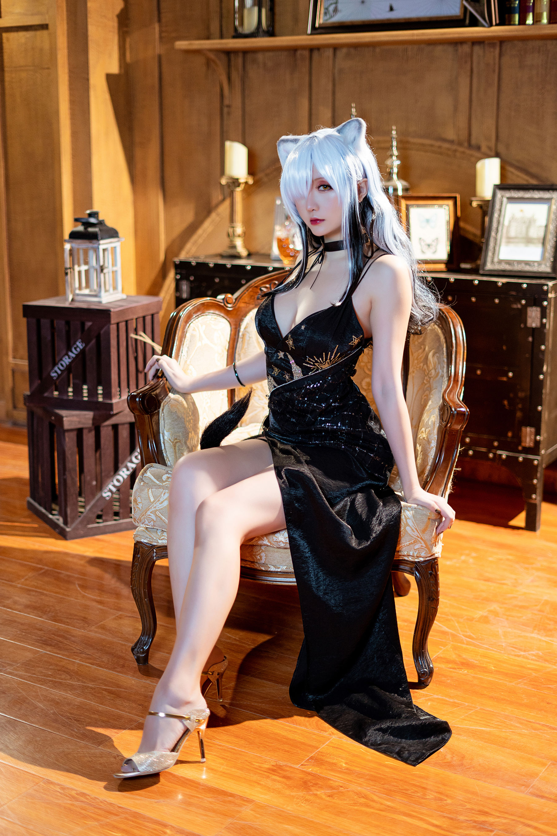 Coser小姐姐星之迟迟 – 明日方舟《黑》 [19P] - 秀人网免费无水印在线套图写真