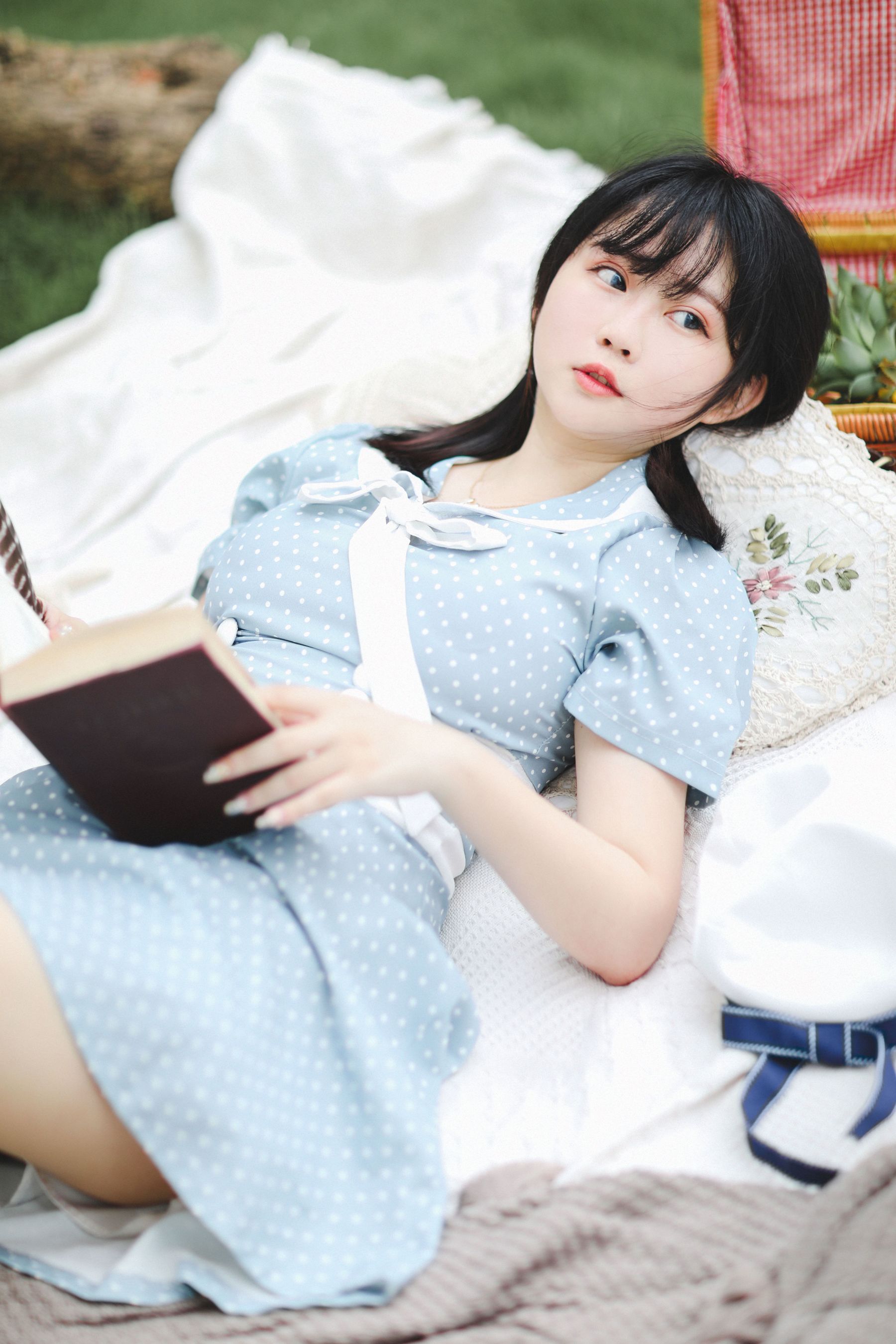 蜜桃少女是依酱呀 欧风 [30P] - 秀人网免费无水印在线套图写真