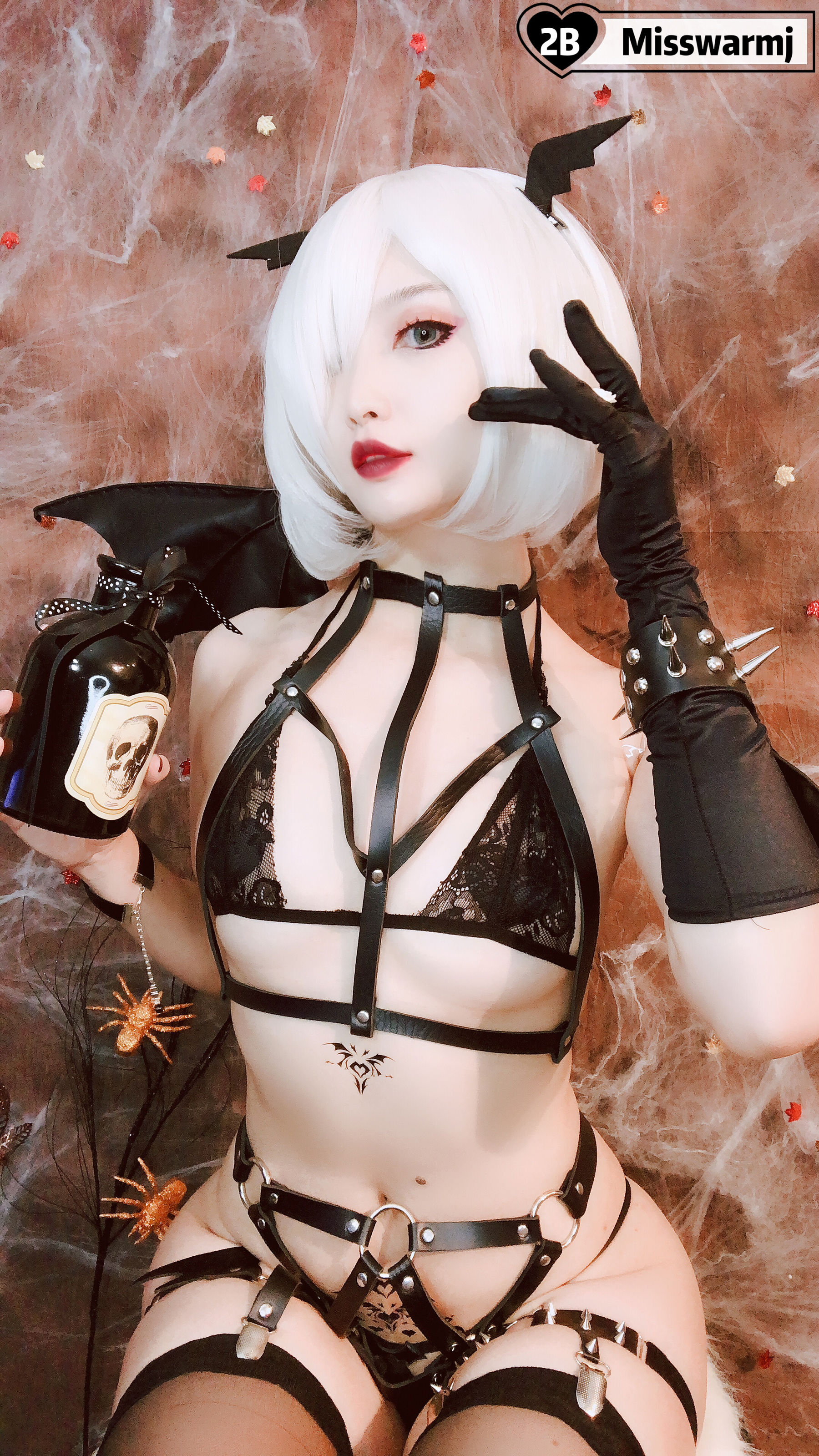 MisswarmJ – Halloween 2B [18P] - 秀人网免费无水印在线套图写真