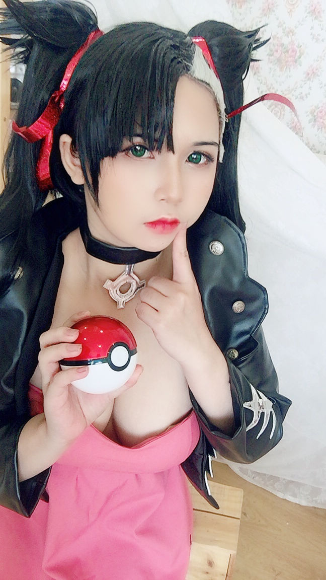 Uy Uy – Adult Marnie [33P] - 秀人网免费无水印在线套图写真