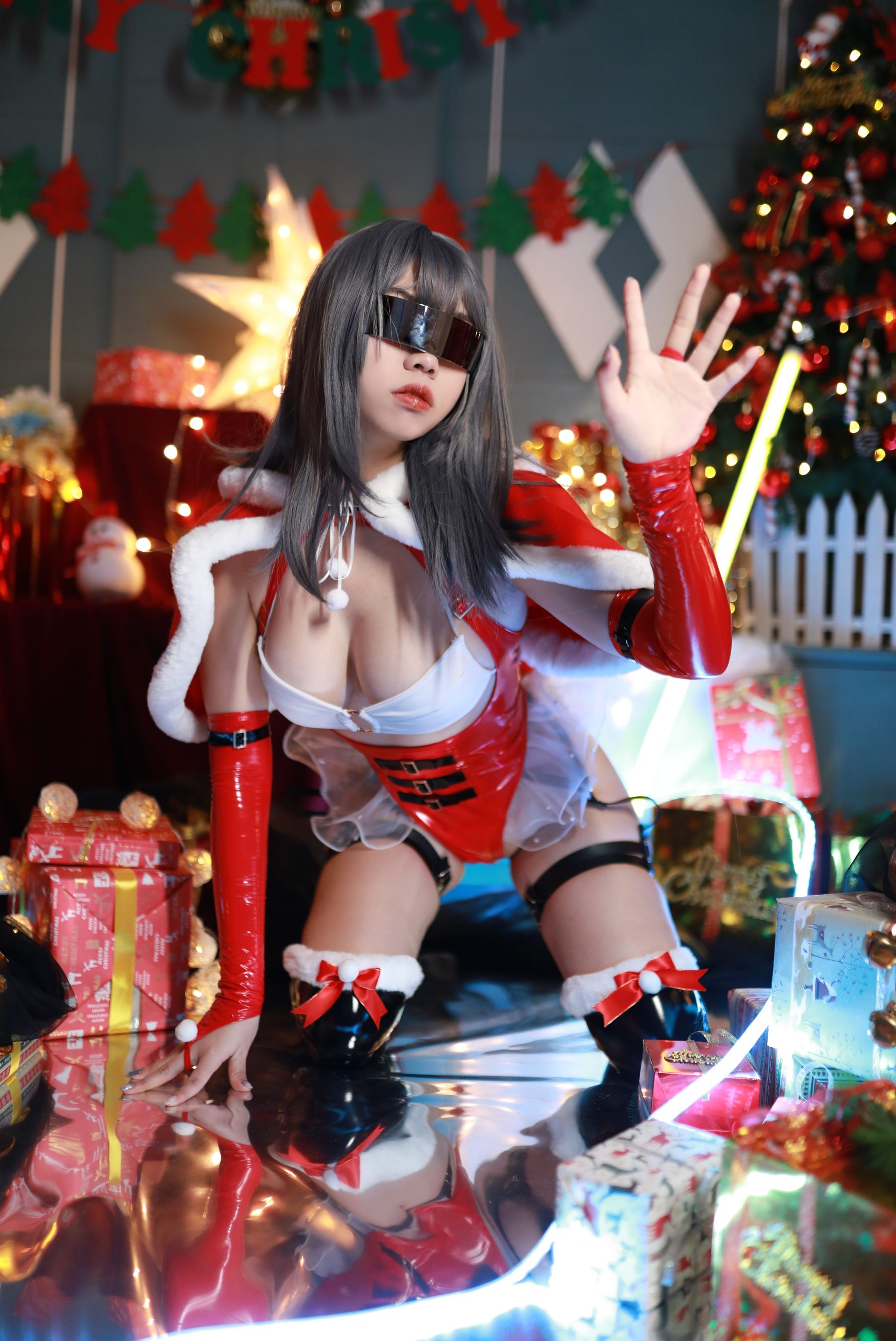 啊日日_Ganlory – 圣诞 [45P] - 秀人网免费无水印在线套图写真
