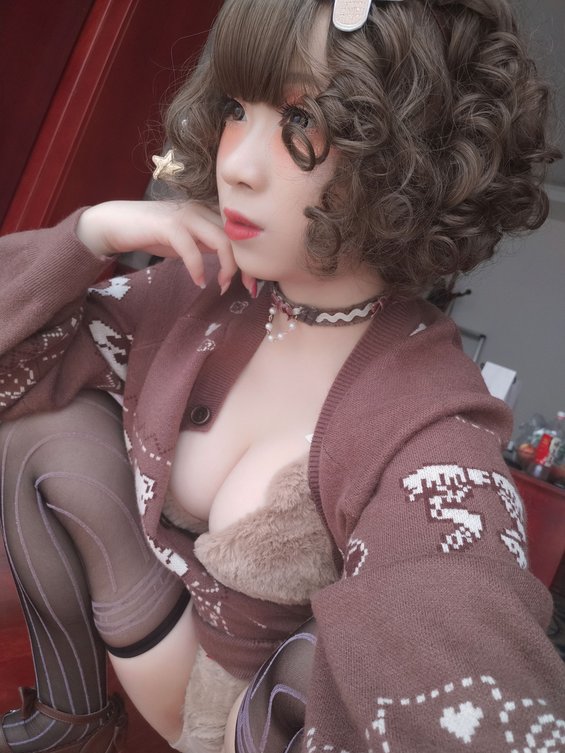 Coser小姐姐星之迟迟 – 篝之雾枝 礼服 [37P] - 秀人网免费无水印在线套图写真