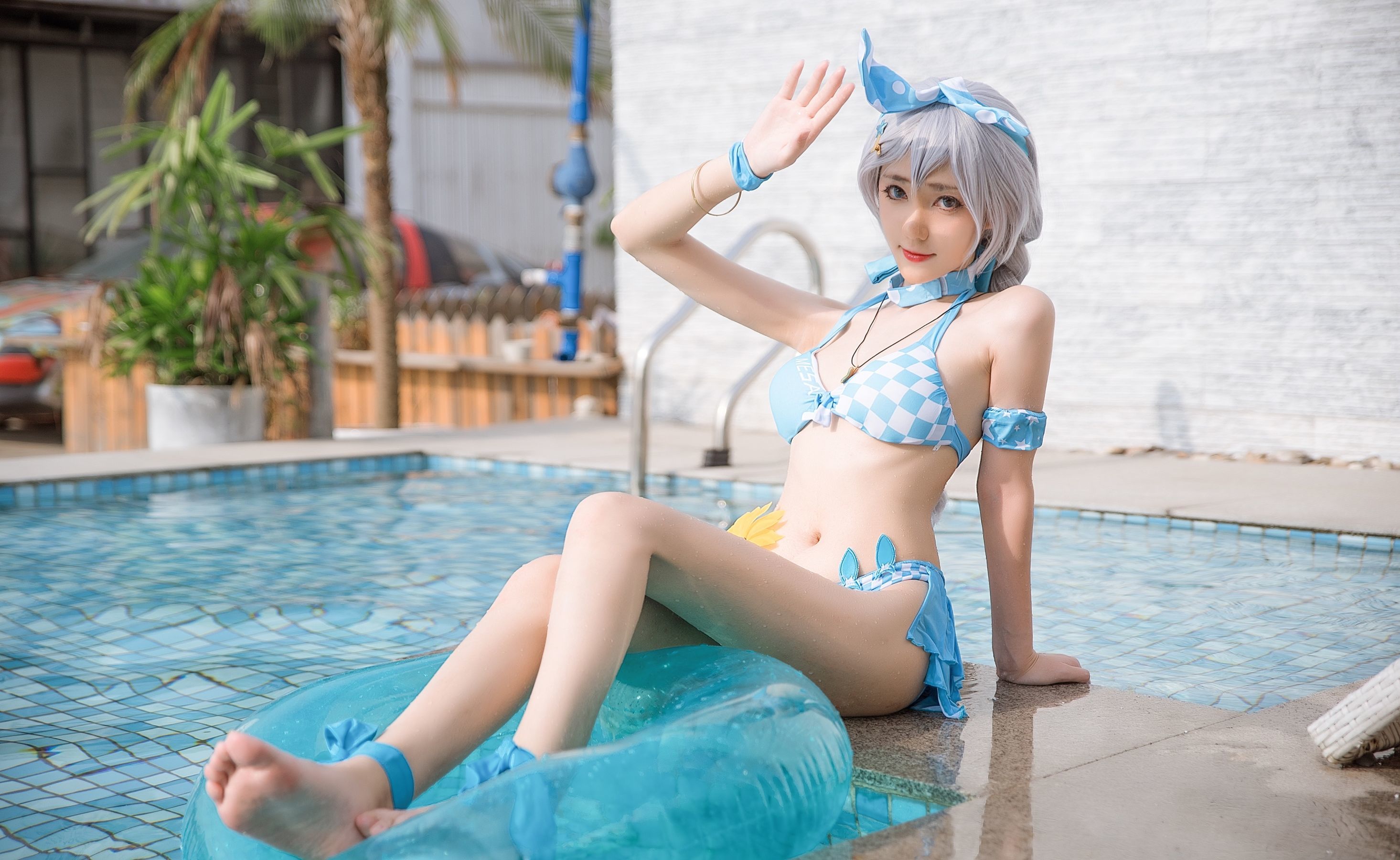 动漫博主南桃Momoko 琪亚娜泳装 [15P] - 秀人网免费无水印在线套图写真