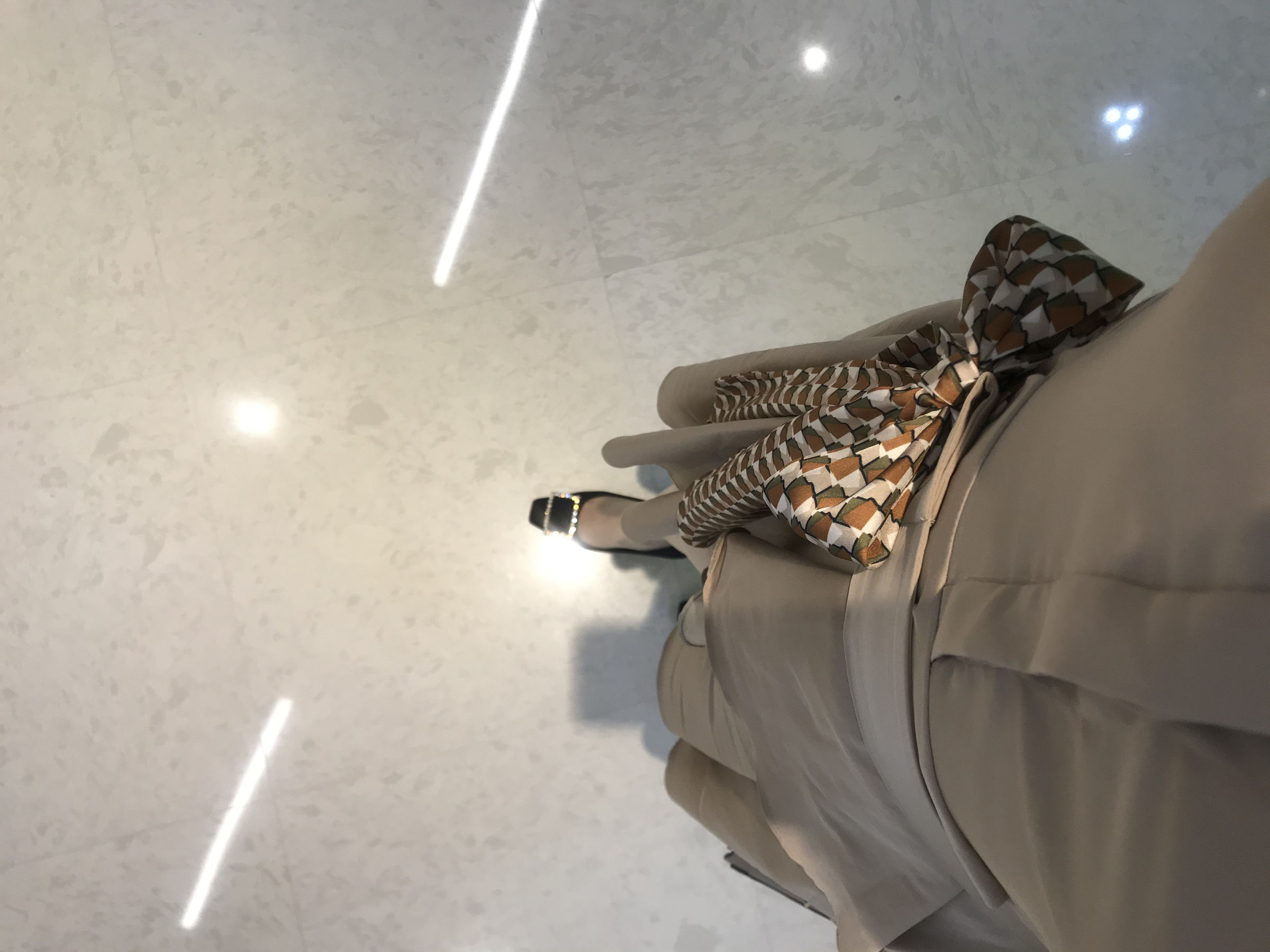 丝足博主麋鹿_Monroe 2020.08.03 精致风范 [64P] - 秀人网免费无水印在线套图写真