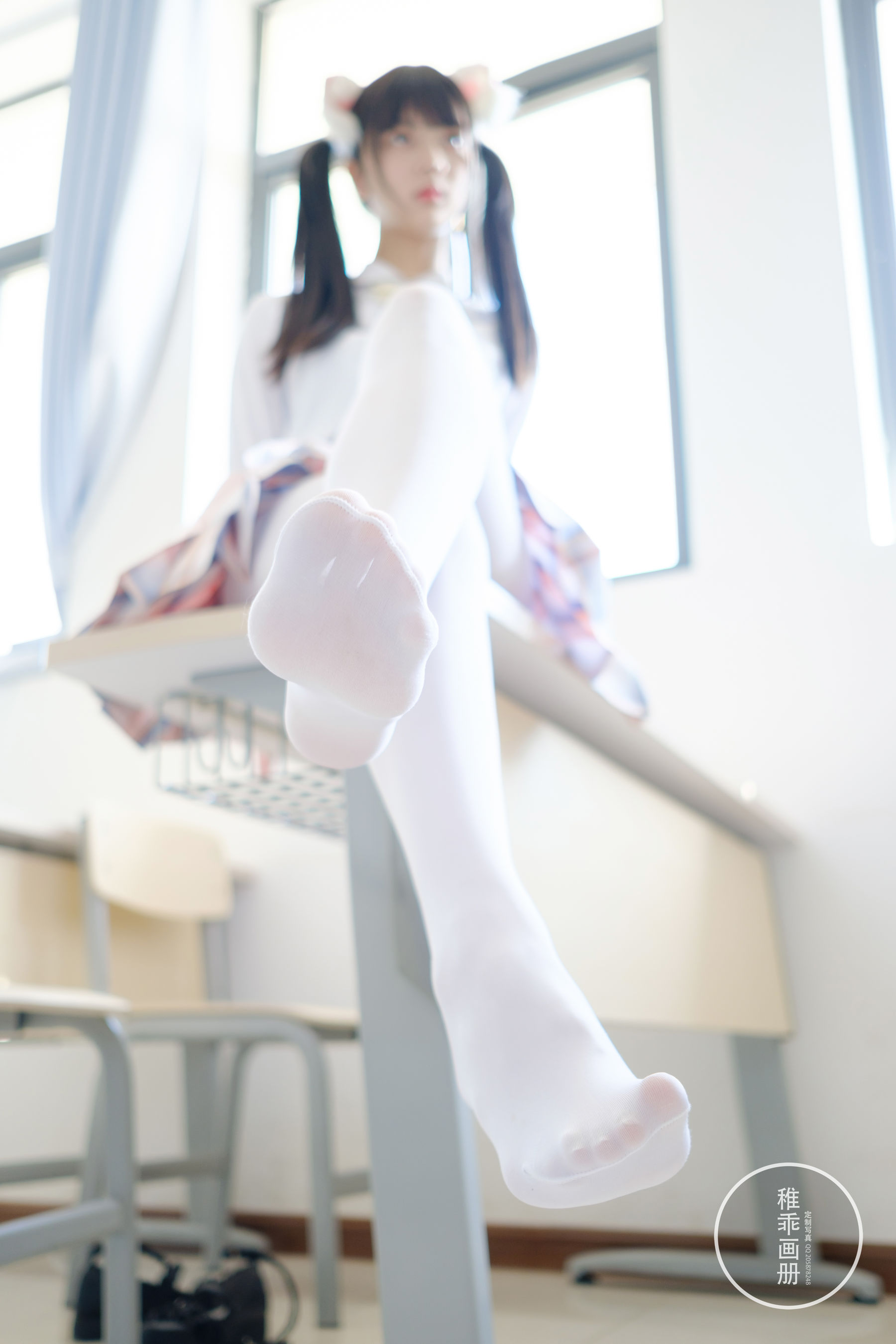 柴系小乖(稚乖画册) – 夜夜 80D 白丝JK [63P] - 秀人网免费无水印在线套图写真