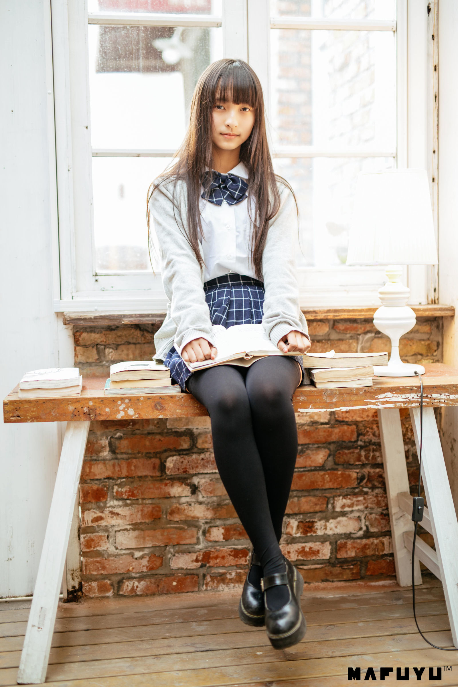 [萝莉COS] 神楽板真冬 JK学生系列套图 [47P] - 秀人网免费无水印在线套图写真