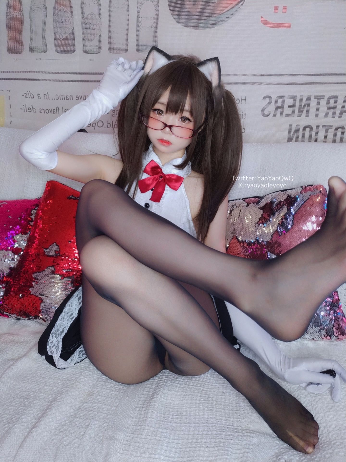 萌妹子Coser摇摇乐yoyo – 黑色紧身衣 [100P] - 秀人网免费无水印在线套图写真