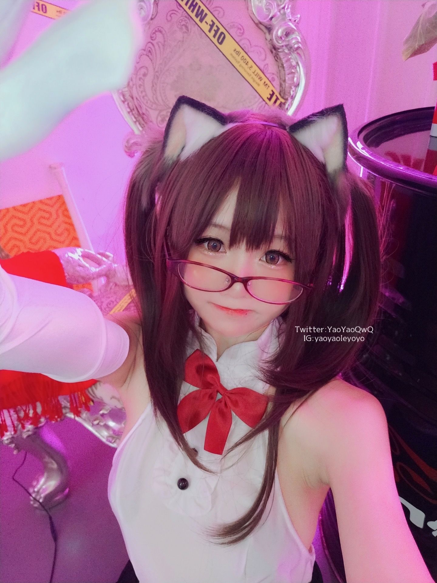 萌妹子Coser摇摇乐yoyo – 黑色紧身衣 [100P] - 秀人网免费无水印在线套图写真