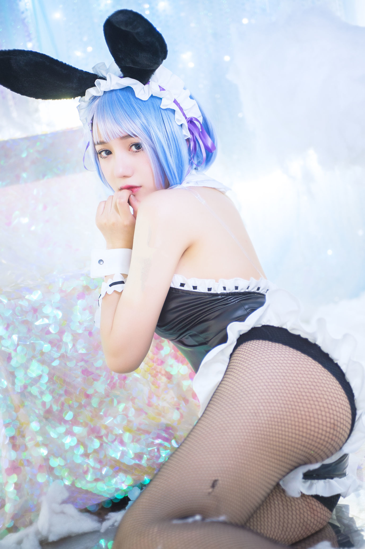 [萝莉COS] 洛丽塔大哥 – 蕾姆兔女郎 [17P] - 秀人网免费无水印在线套图写真