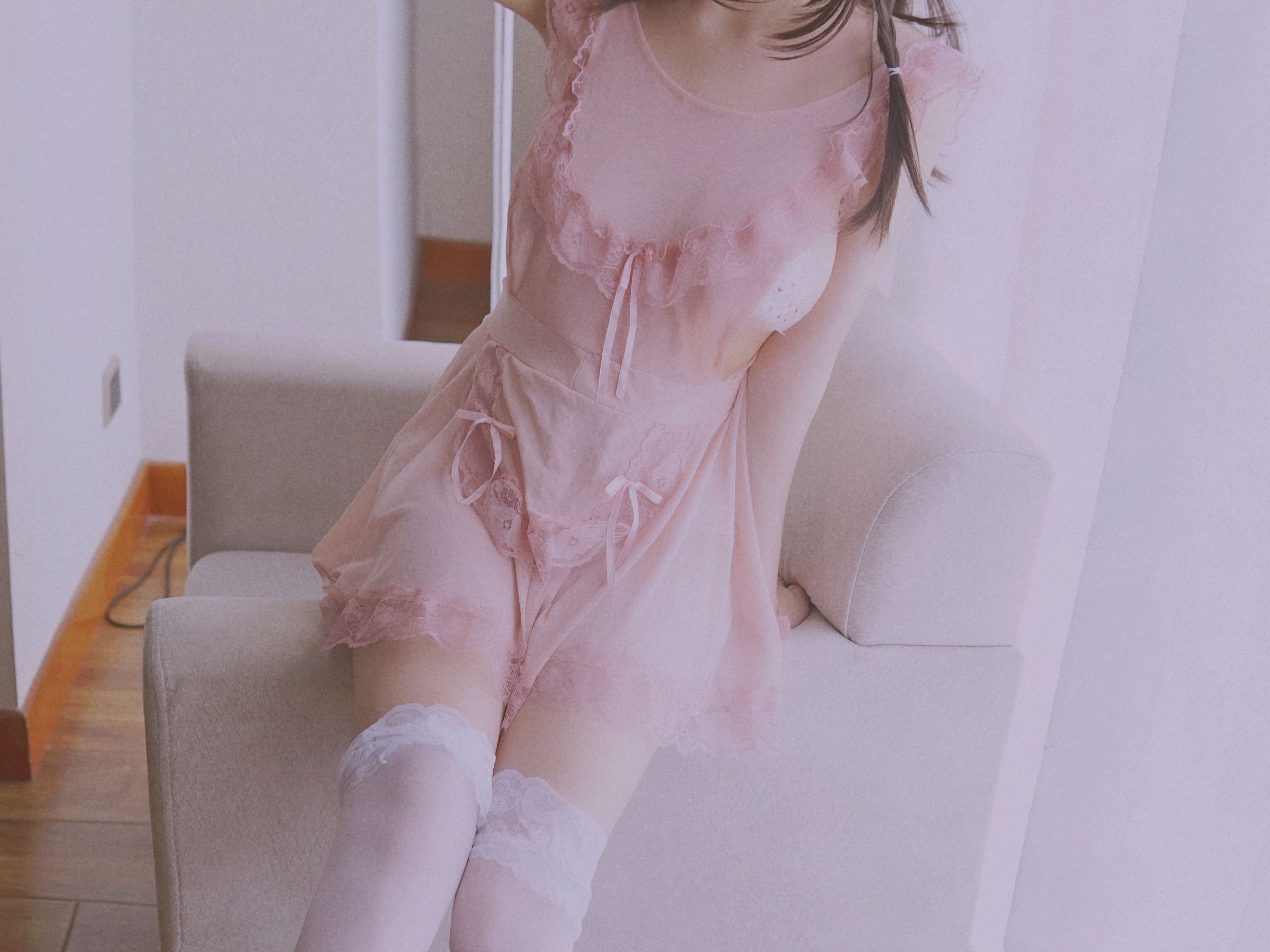 usejan – 粉色创可贴 [33P] - 秀人网免费无水印在线套图写真