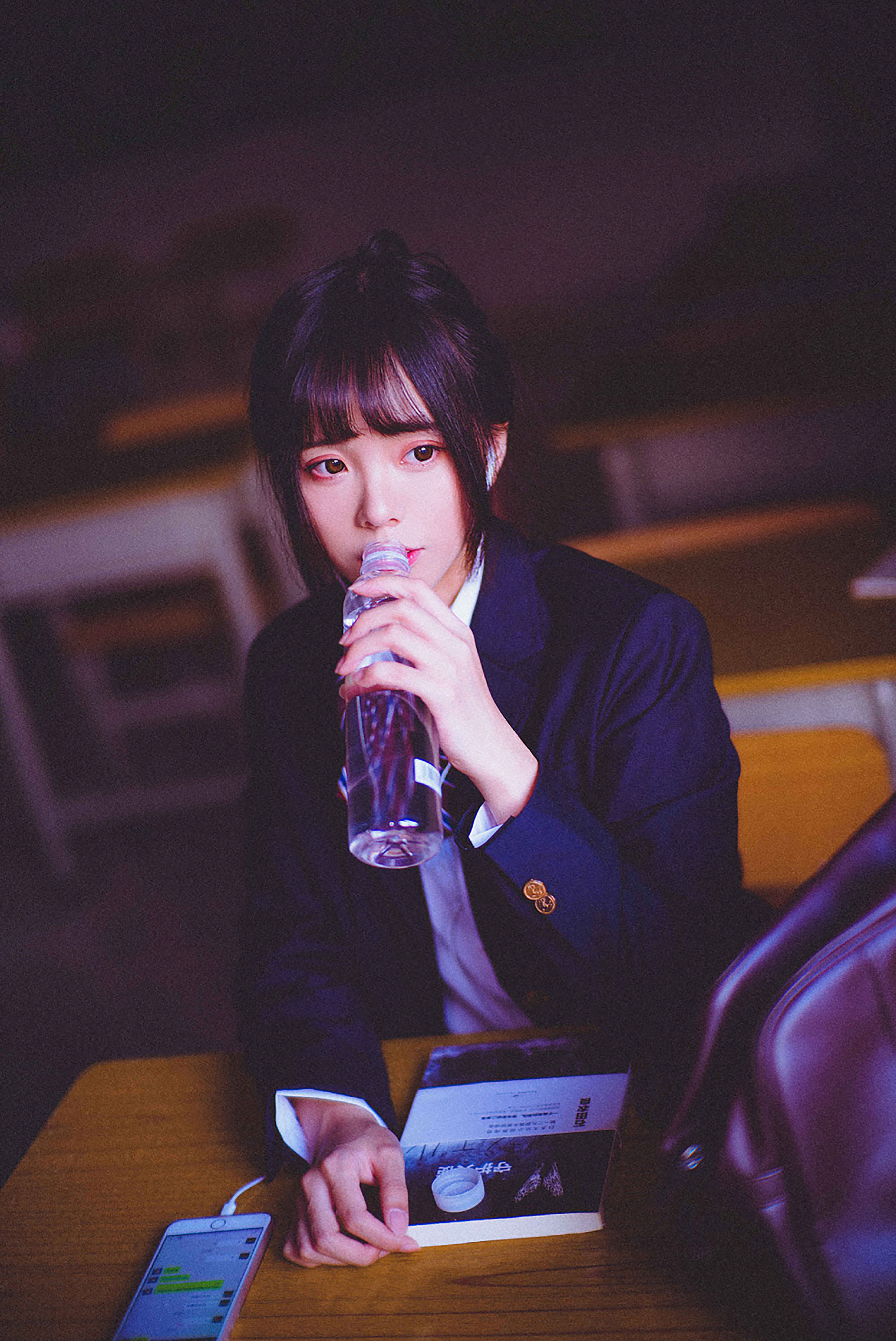 萌系小野妹子w 冬装JK [17P] - 秀人网免费无水印在线套图写真