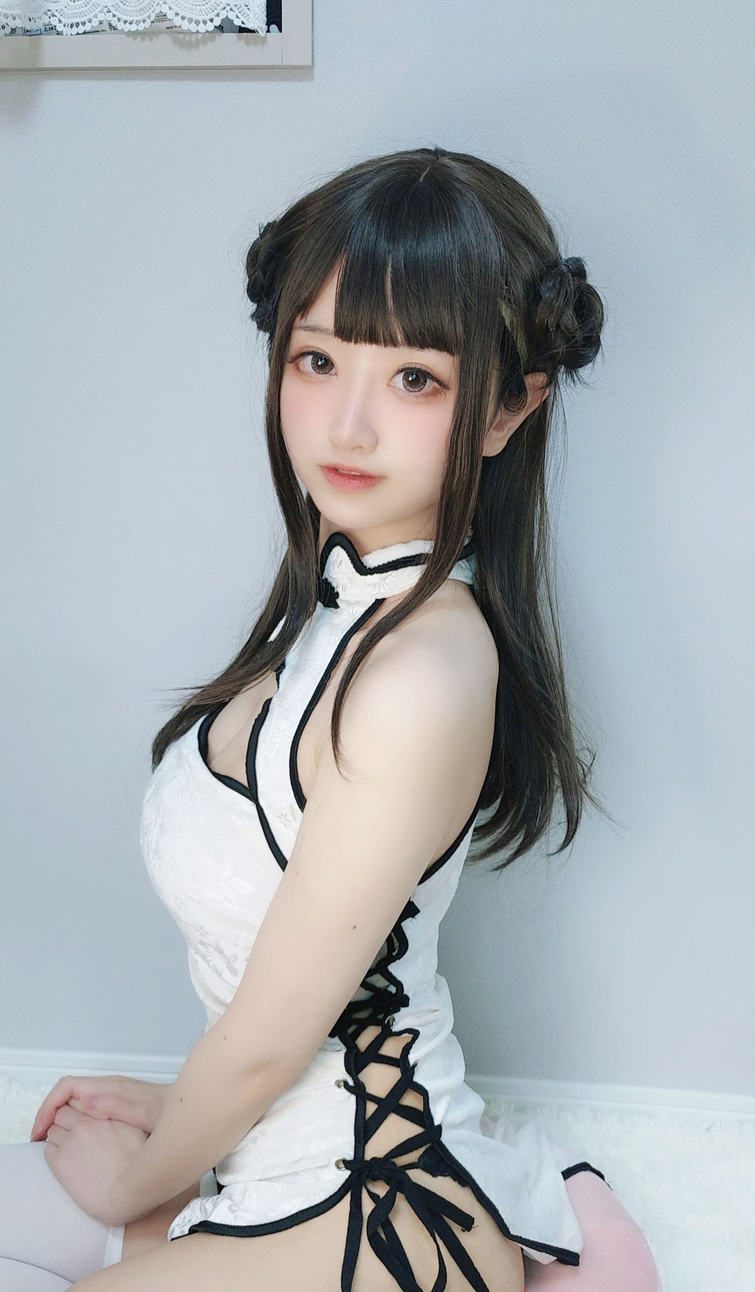 千阳(ちよ) – 旗袍 [15P] - 秀人网免费无水印在线套图写真