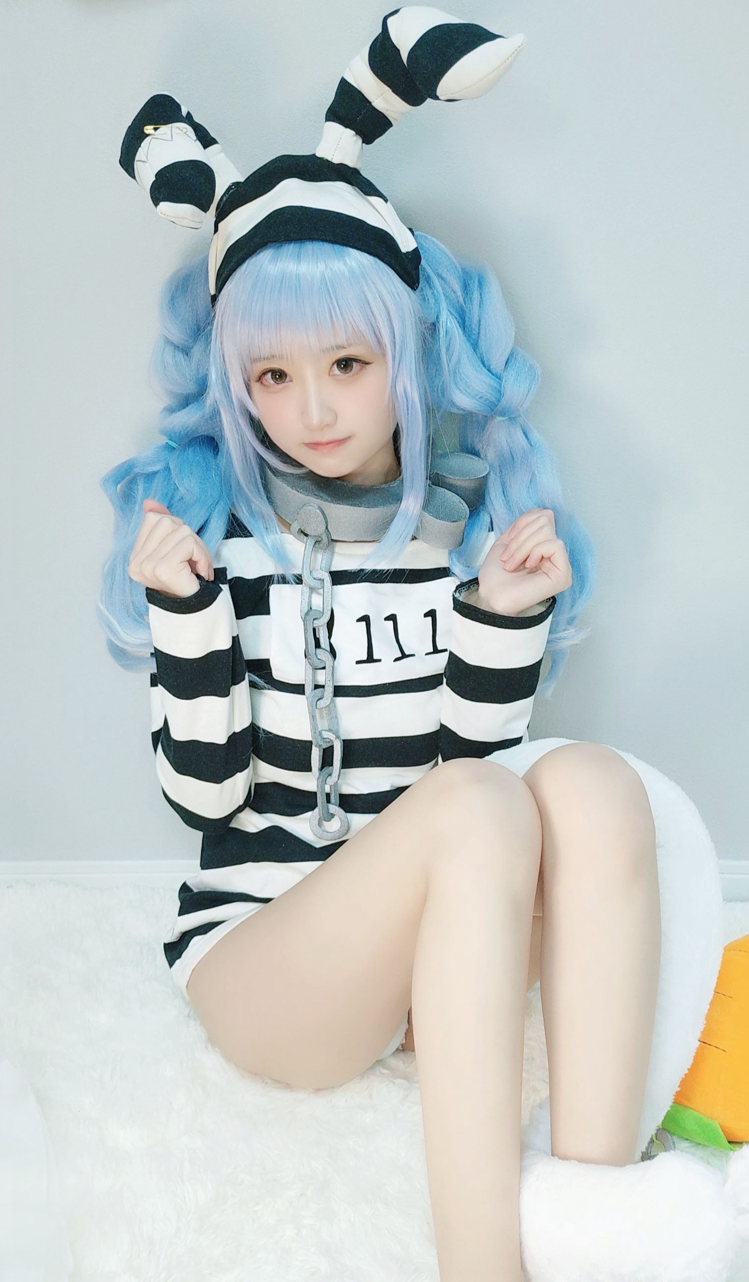 千阳(ちよ) – 兔田佩可拉 [14P] - 秀人网免费无水印在线套图写真