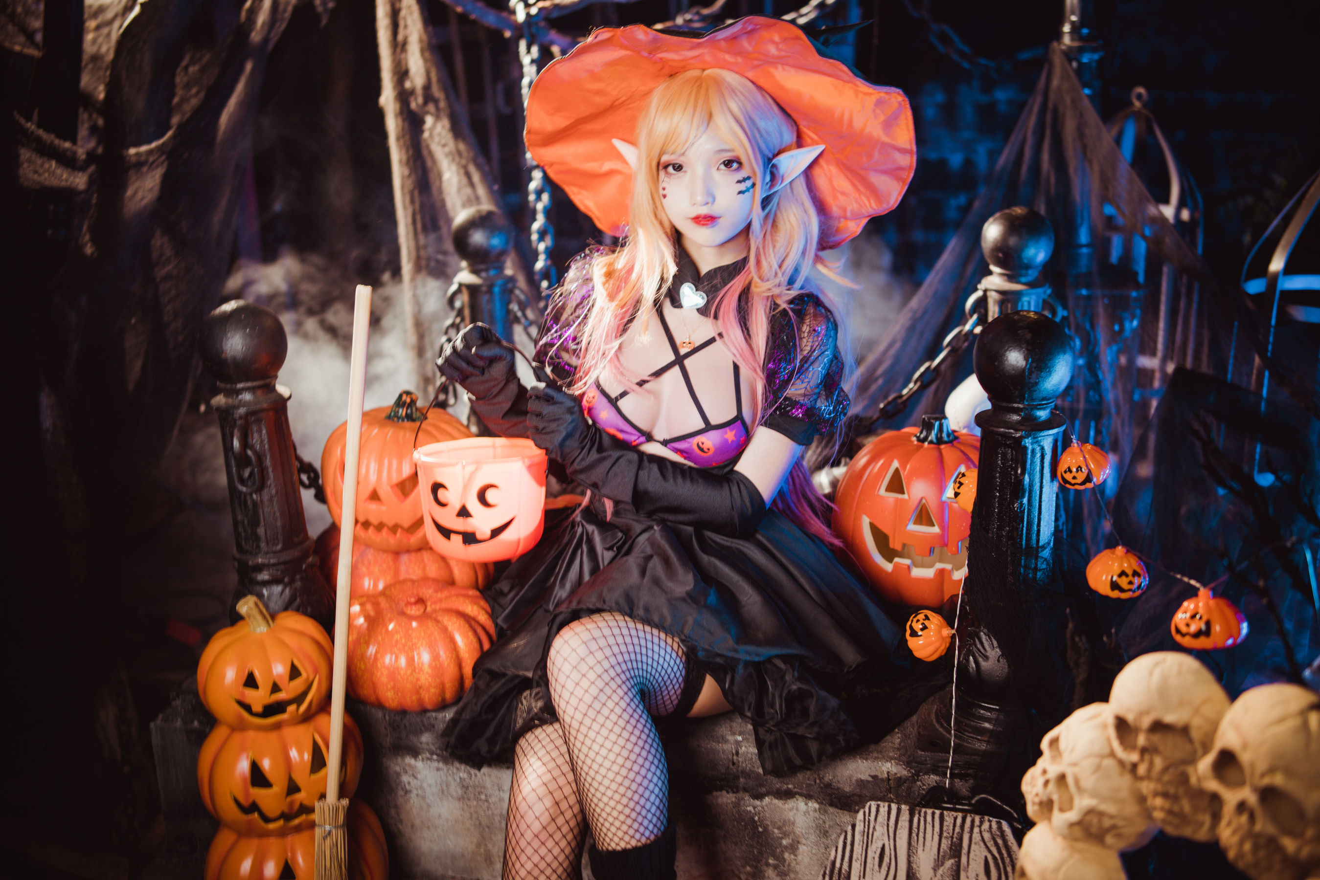 狐玖玖 – 喜多川万圣节 [14P] - 秀人网免费无水印在线套图写真