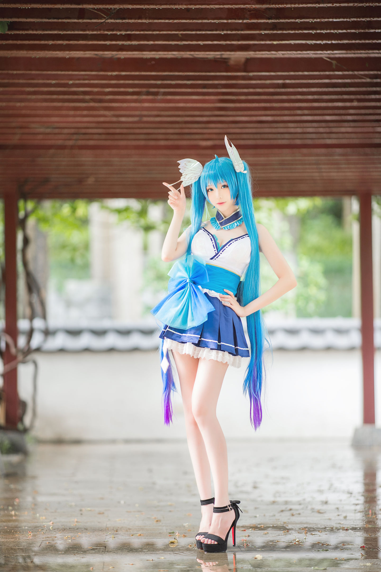 长腿Coser青青子Js – 初音未来 [9P] - 秀人网免费无水印在线套图写真