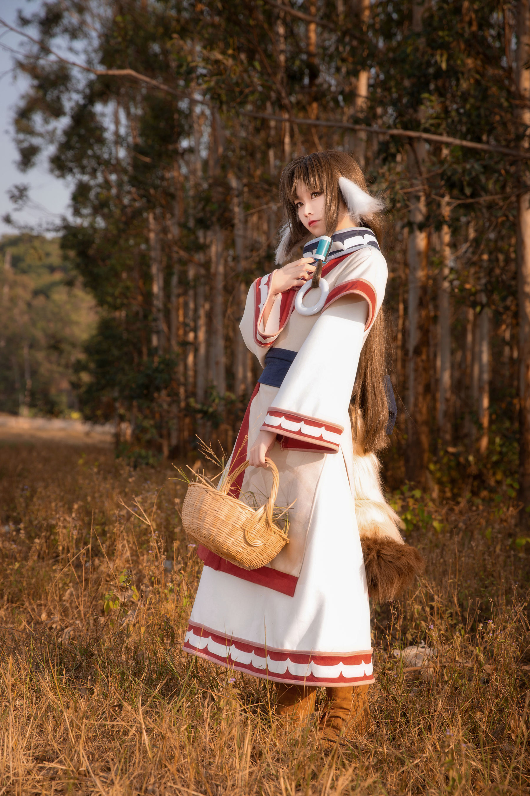 动漫博主G44不会受伤 – 艾露露 [17P] - 秀人网免费无水印在线套图写真