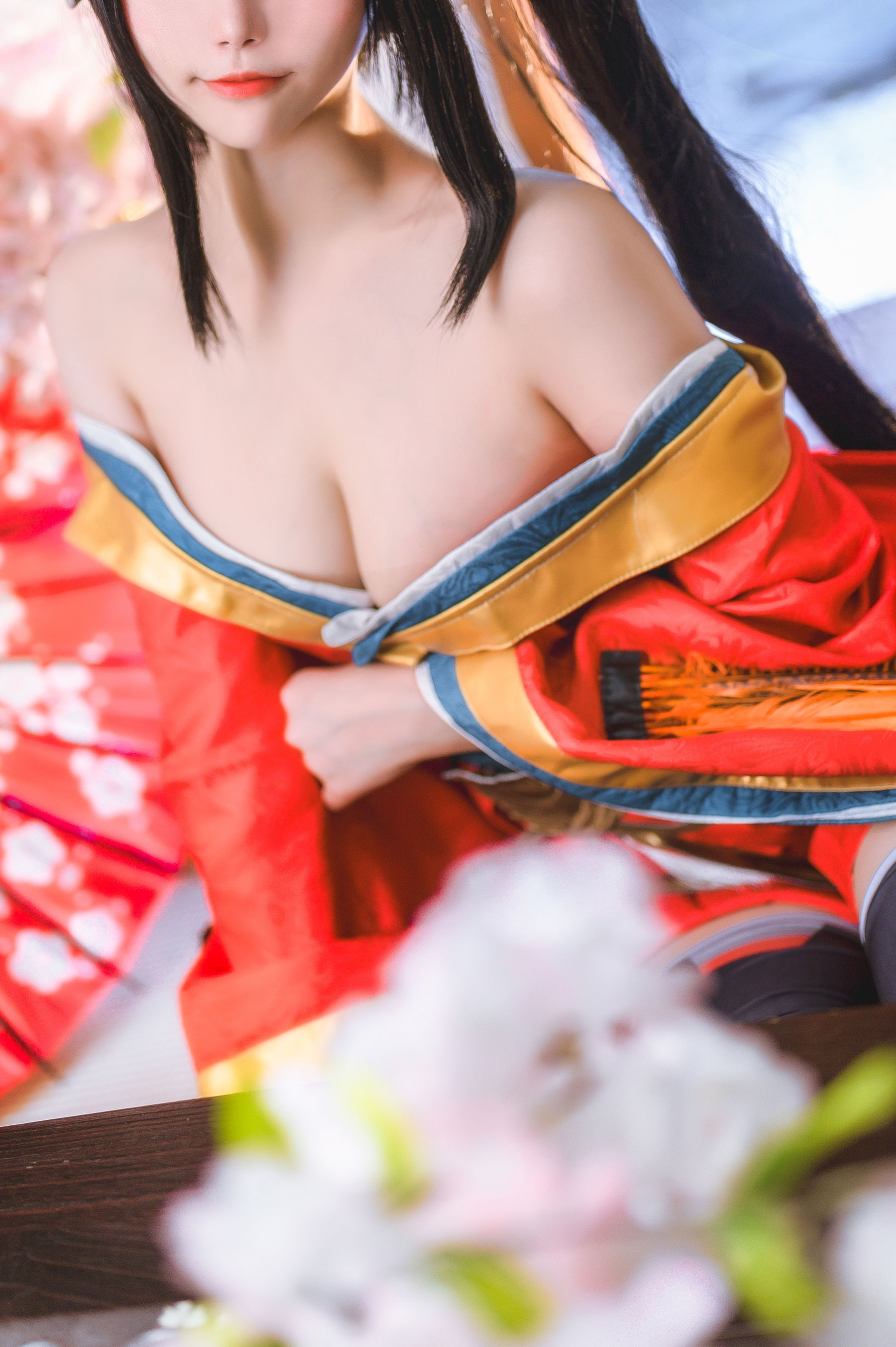 微博妹子Momoko葵葵 – 大凤之和服 [19P] - 秀人网免费无水印在线套图写真