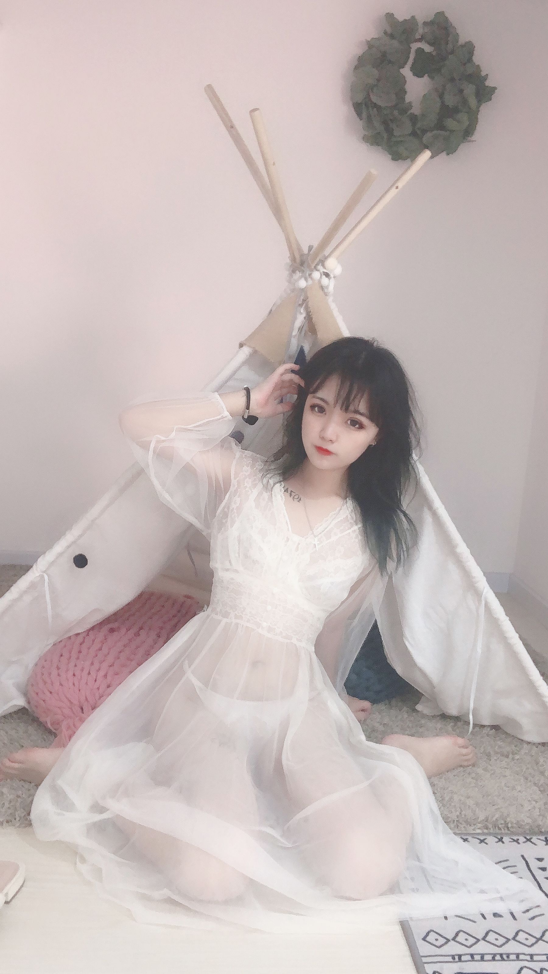 安妮 – 白色纱裙 [34P] - 秀人网免费无水印在线套图写真