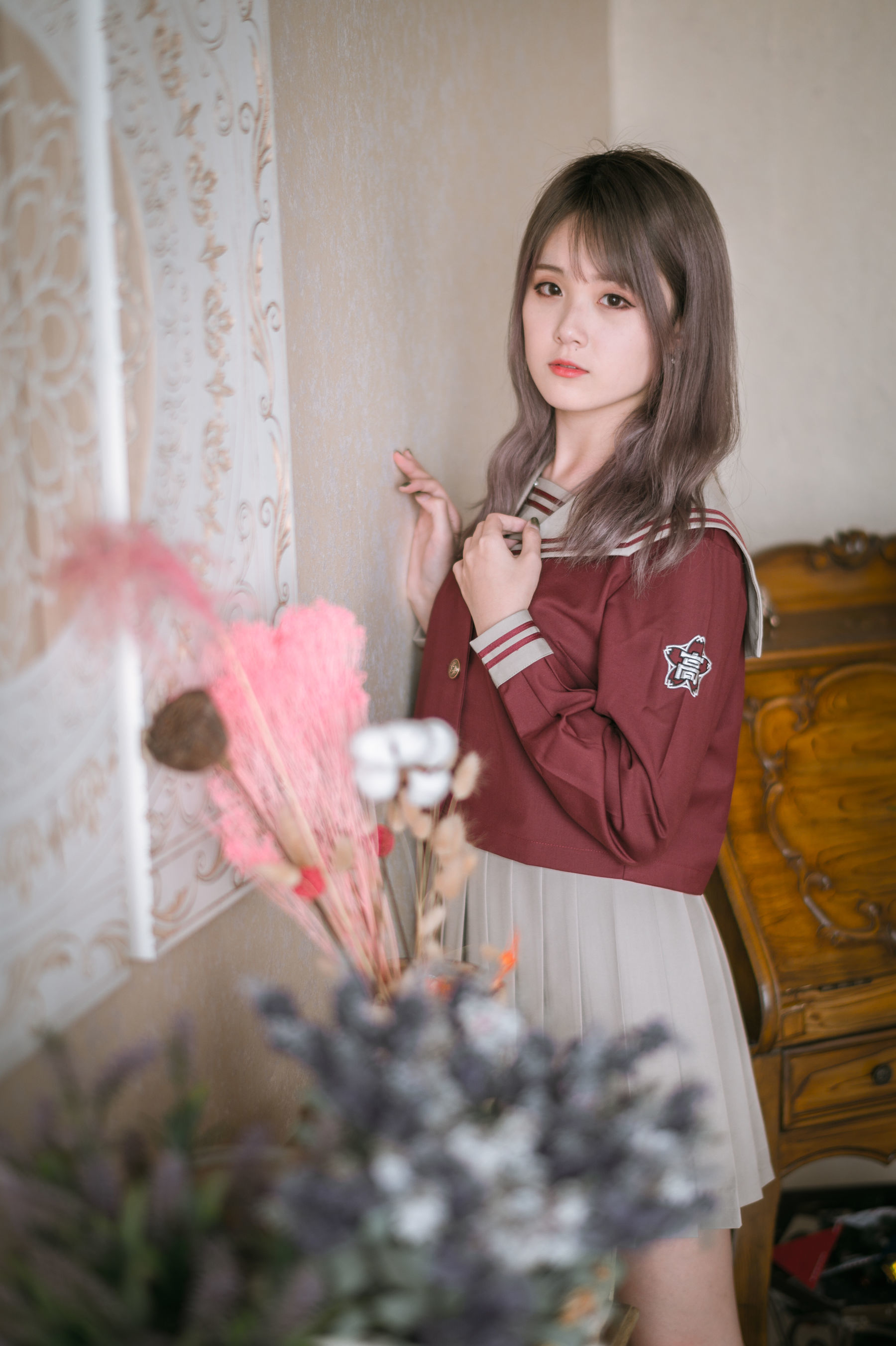 Coser小姐姐Akisoso秋楚楚 斋蔻2 [46P] - 秀人网免费无水印在线套图写真