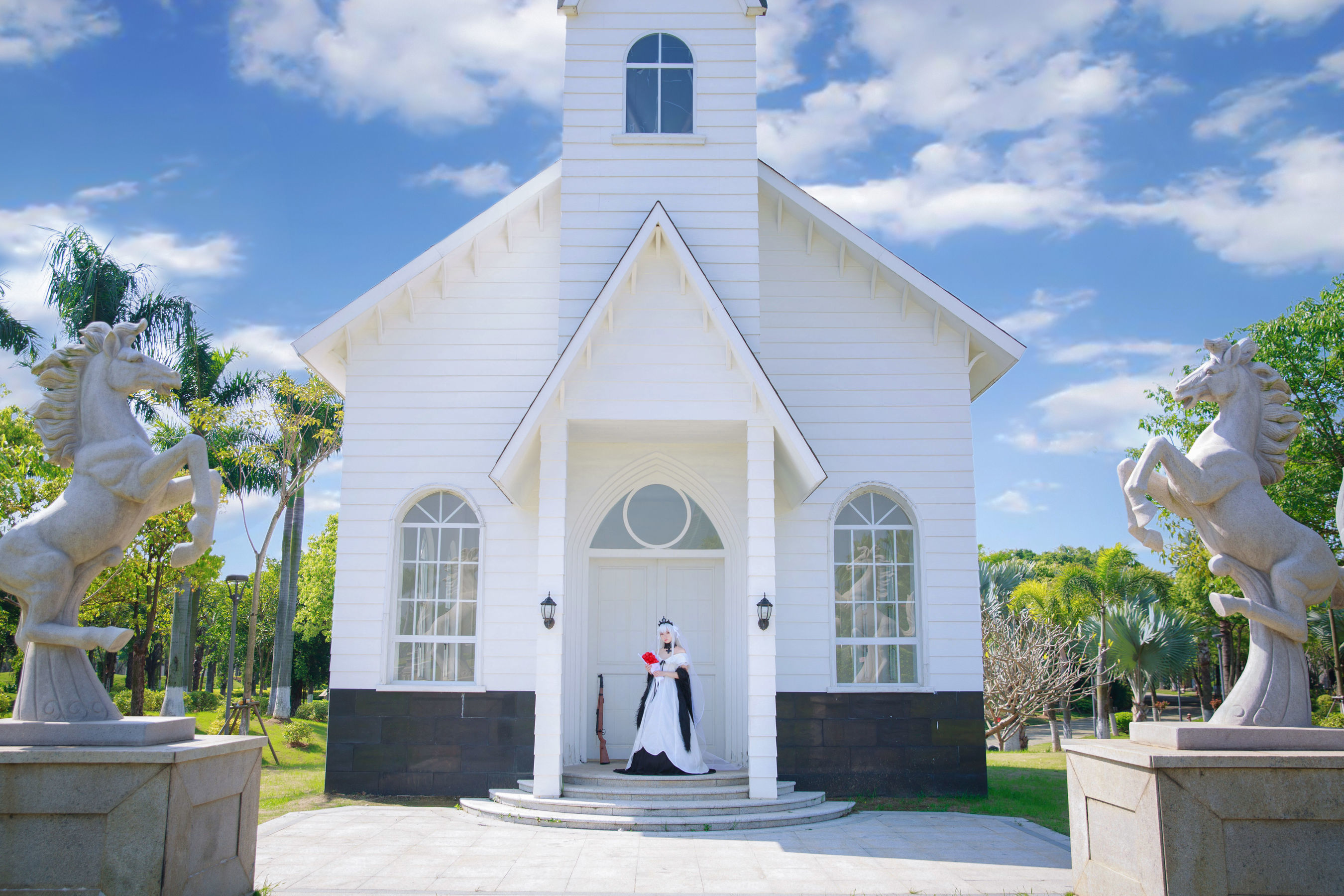 动漫博主G44不会受伤 – 98K婚纱 德皇 [25P] - 秀人网免费无水印在线套图写真