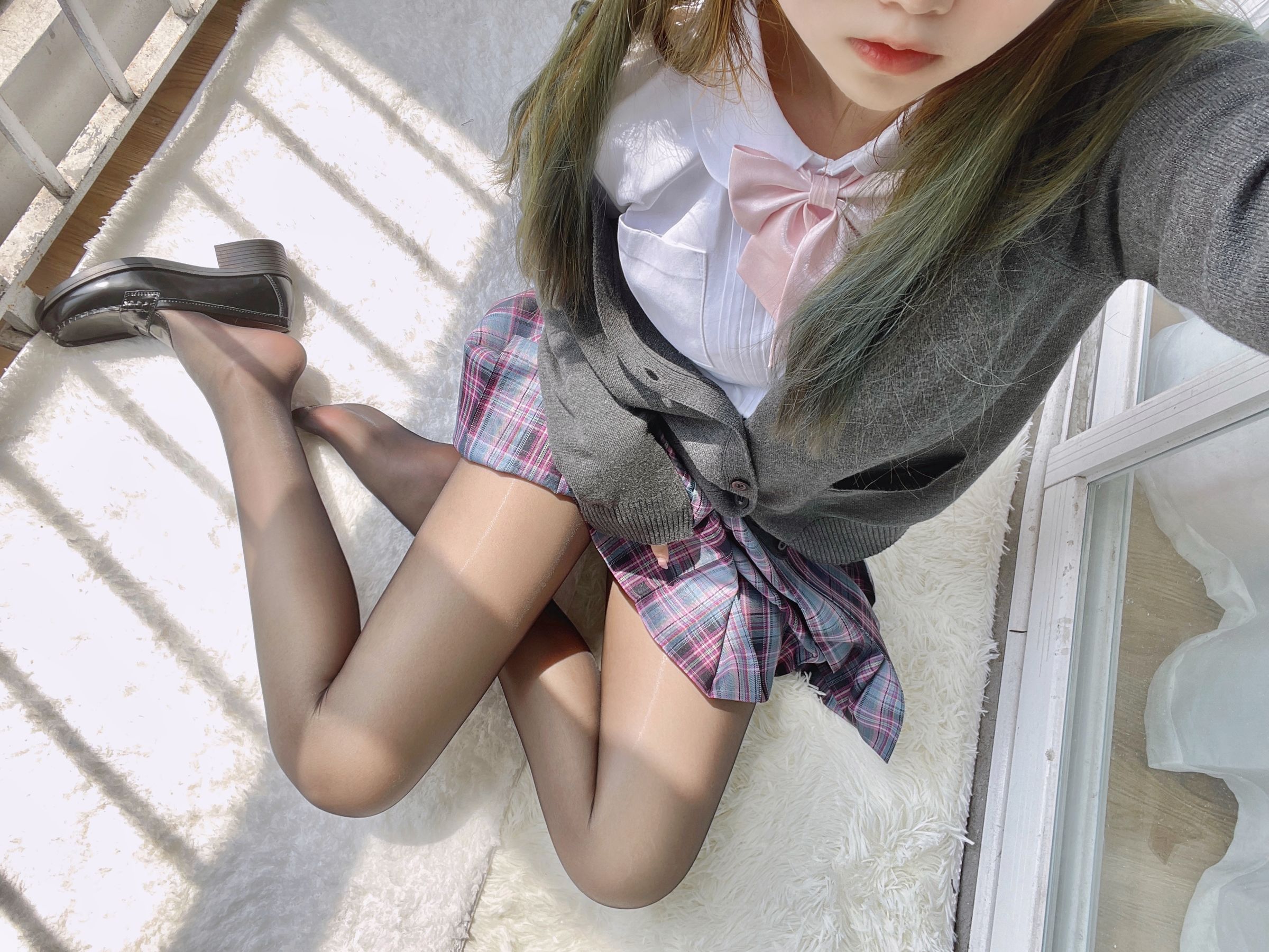 eloise软软 – JK黑丝 [52P] - 秀人网免费无水印在线套图写真