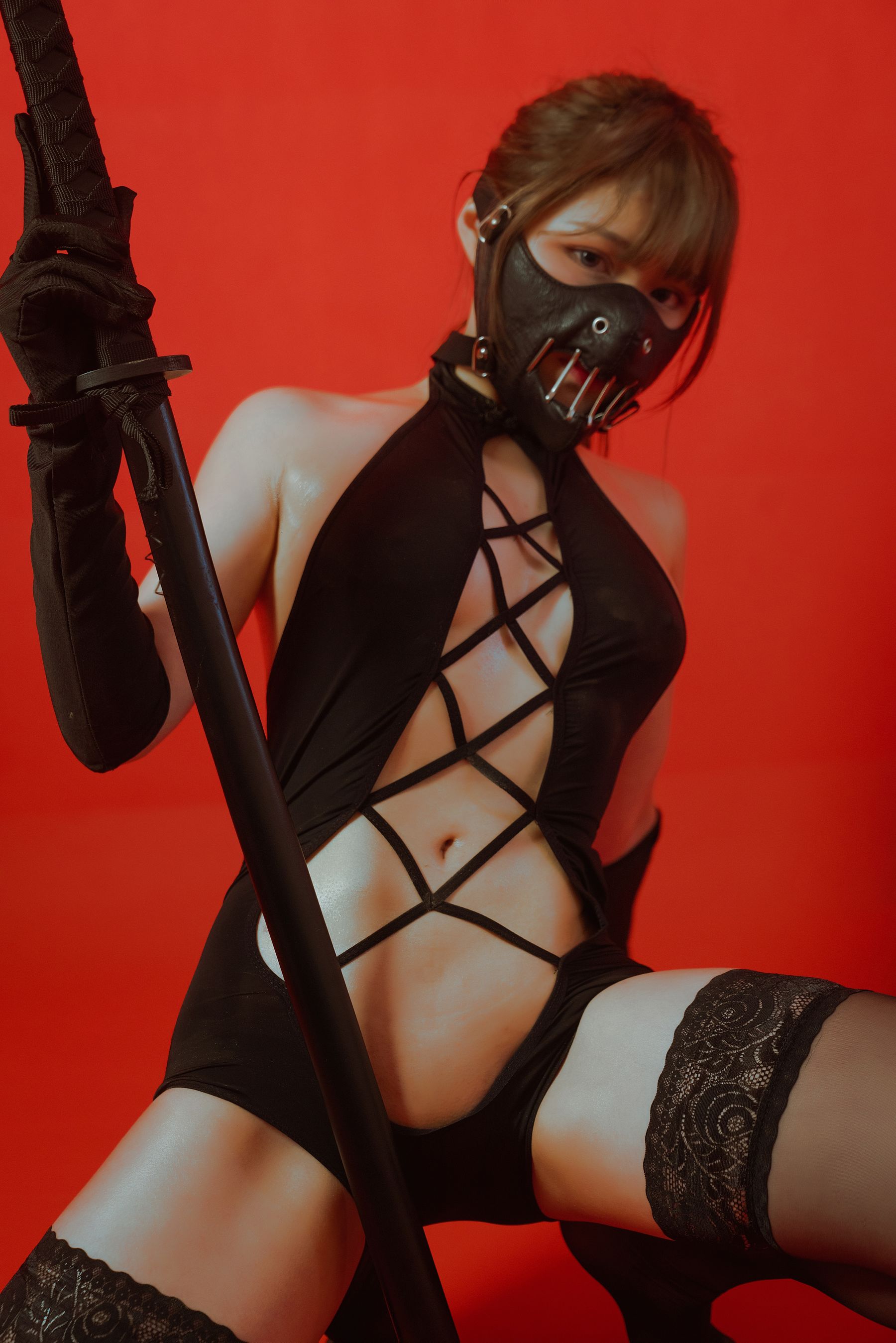 七月喵子 – 被捆的忍者 [58P] - 秀人网免费无水印在线套图写真