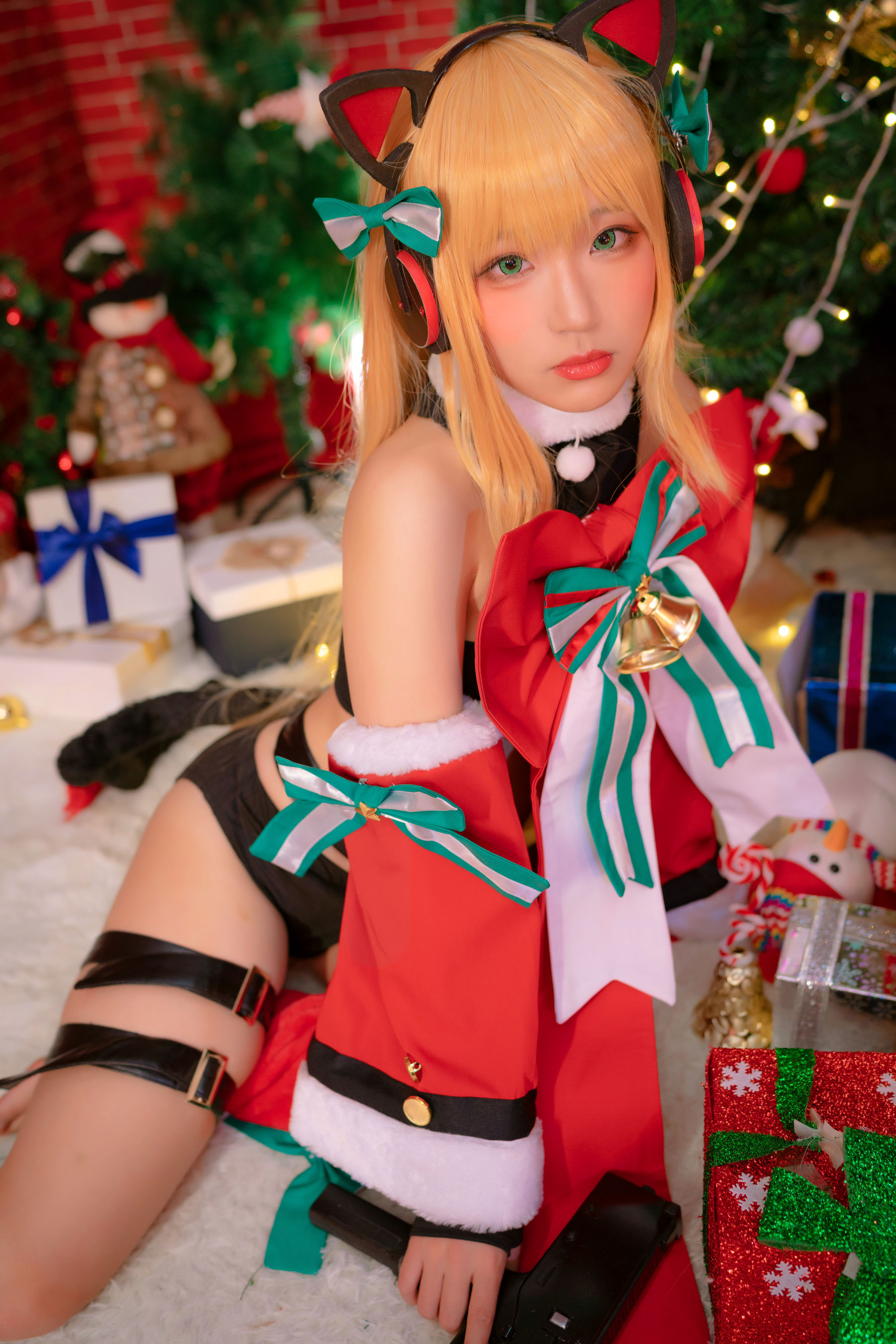 动漫博主Mime弥美 – 少女前线 TMP 圣诞节 [15P] - 秀人网免费无水印在线套图写真