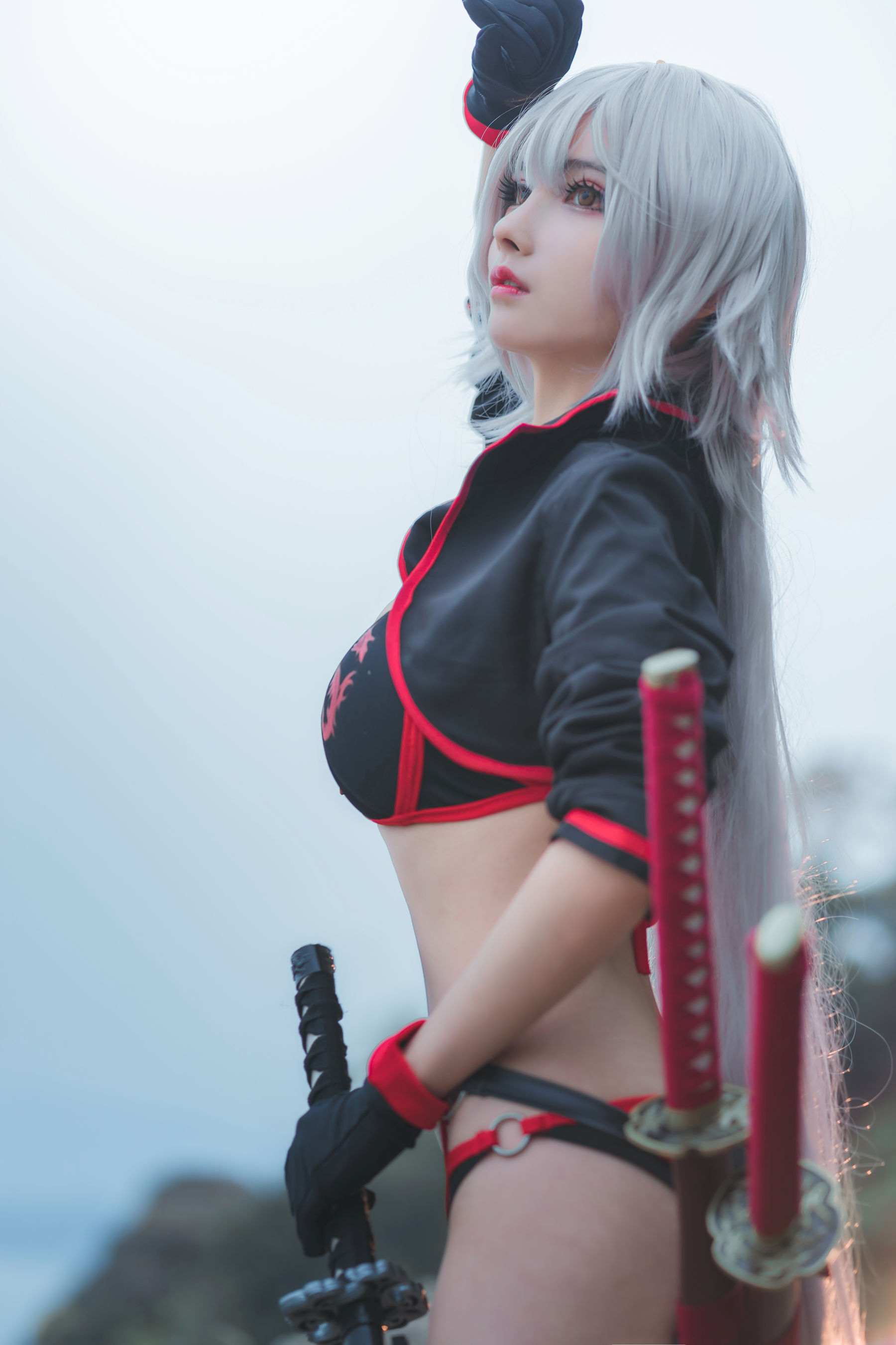 COS福利rioko凉凉子 泳装黑贞 [8P] - 秀人网免费无水印在线套图写真