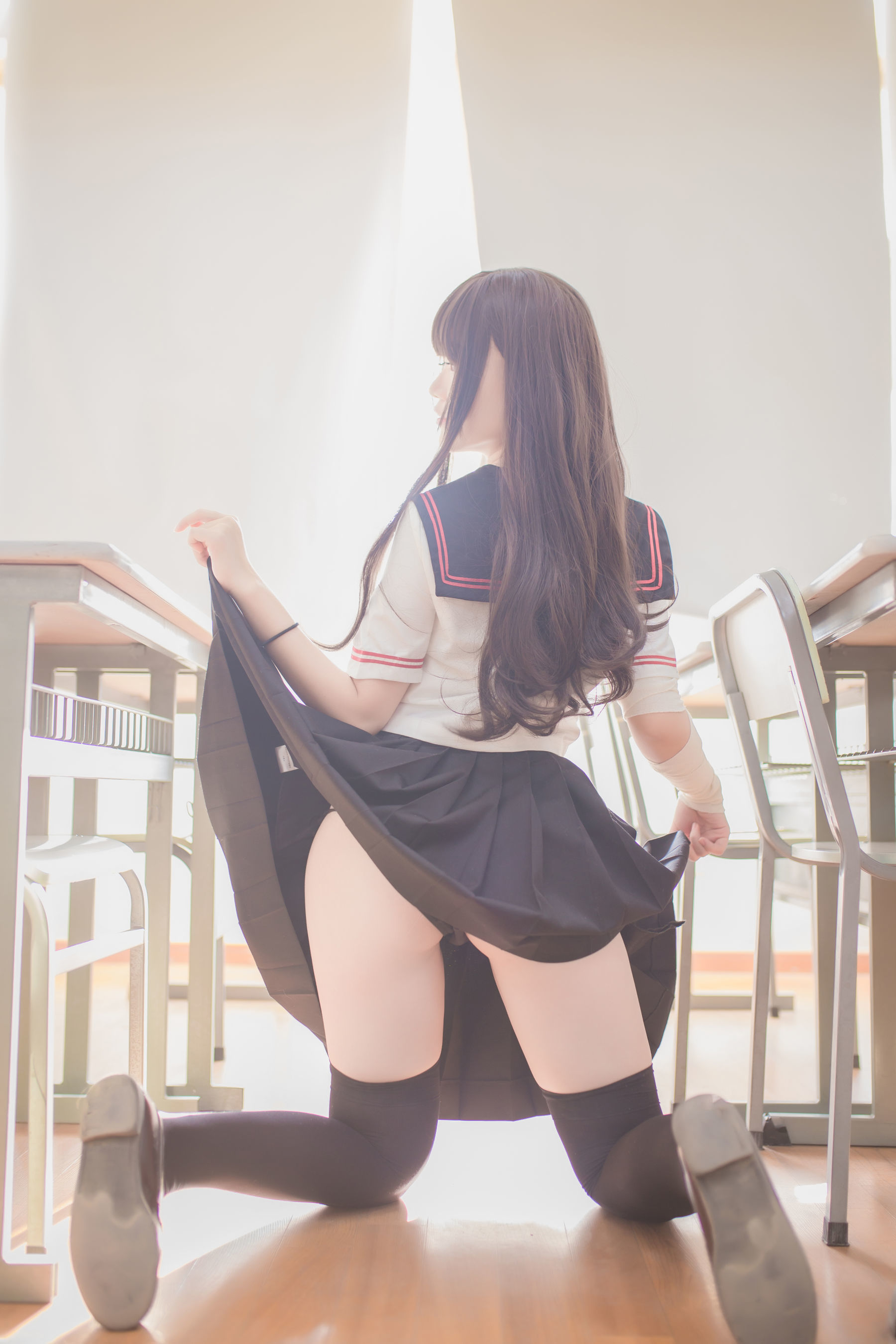 [萝莉COS] Yoko宅夏Cos – 黑丝JK [39P] - 秀人网免费无水印在线套图写真