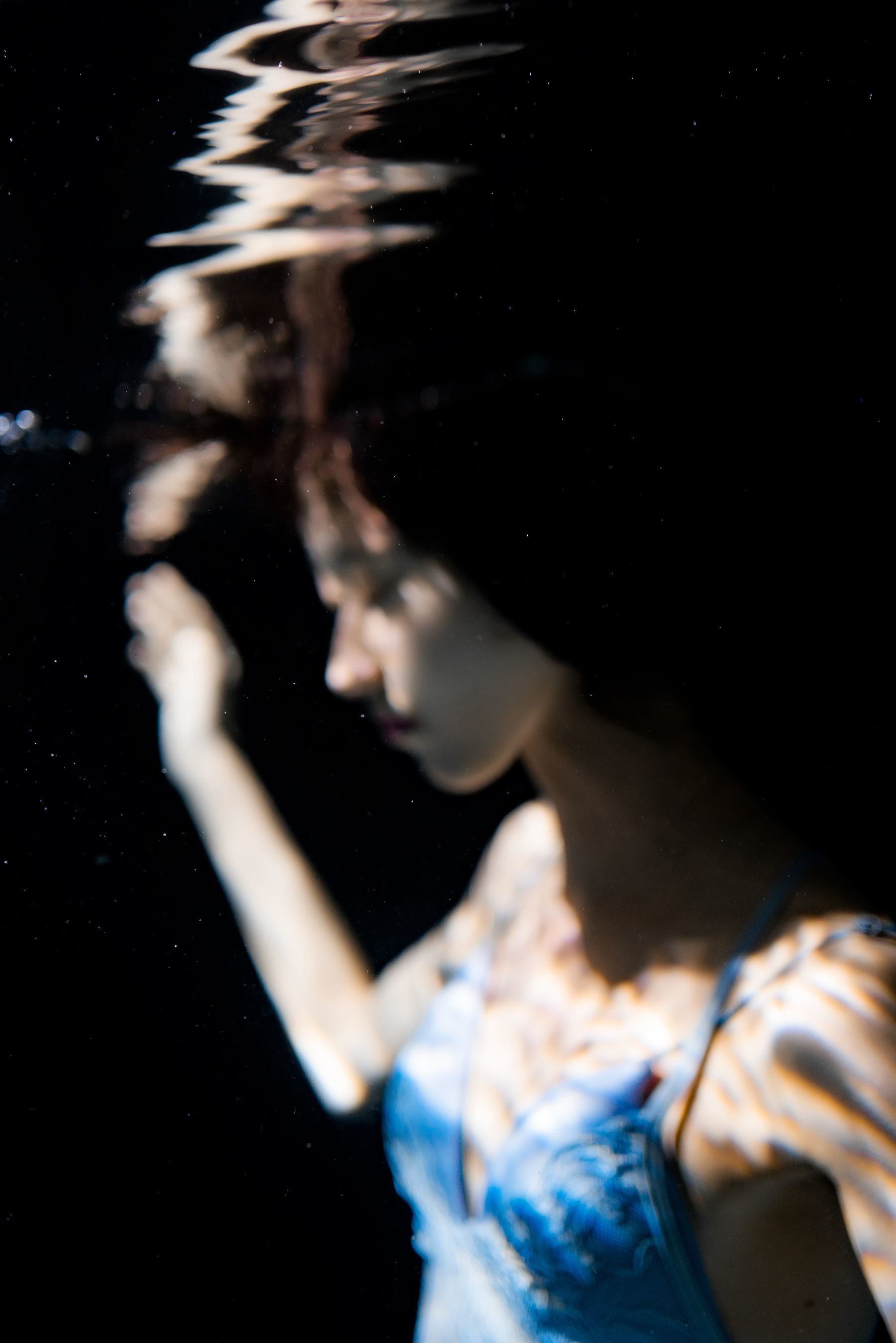 萌系小姐姐木绵绵OwO – 清澈水下 [59P] - 秀人网免费无水印在线套图写真