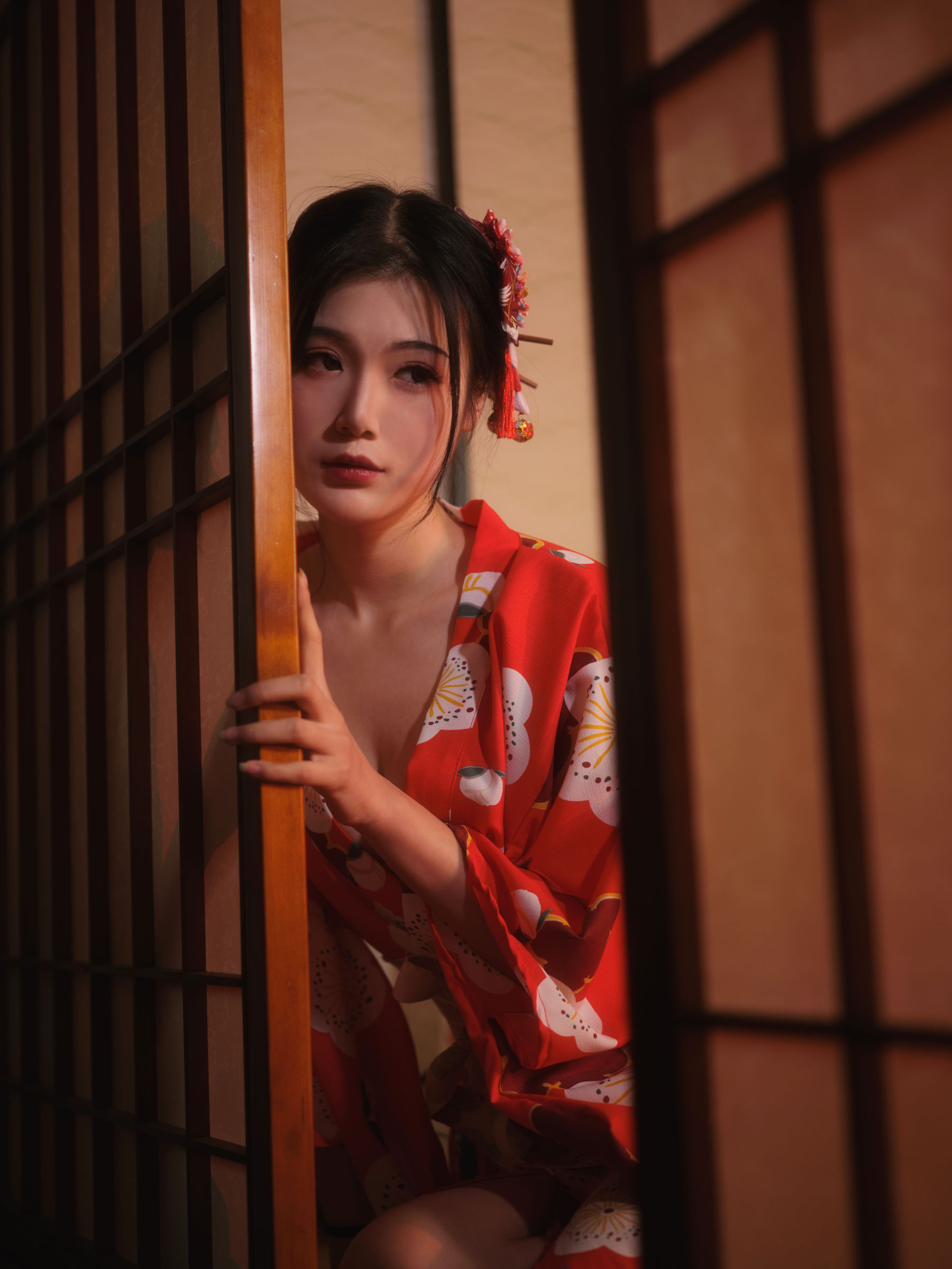 一米八的大梨子 – 居酒屋 [19P] - 秀人网免费无水印在线套图写真