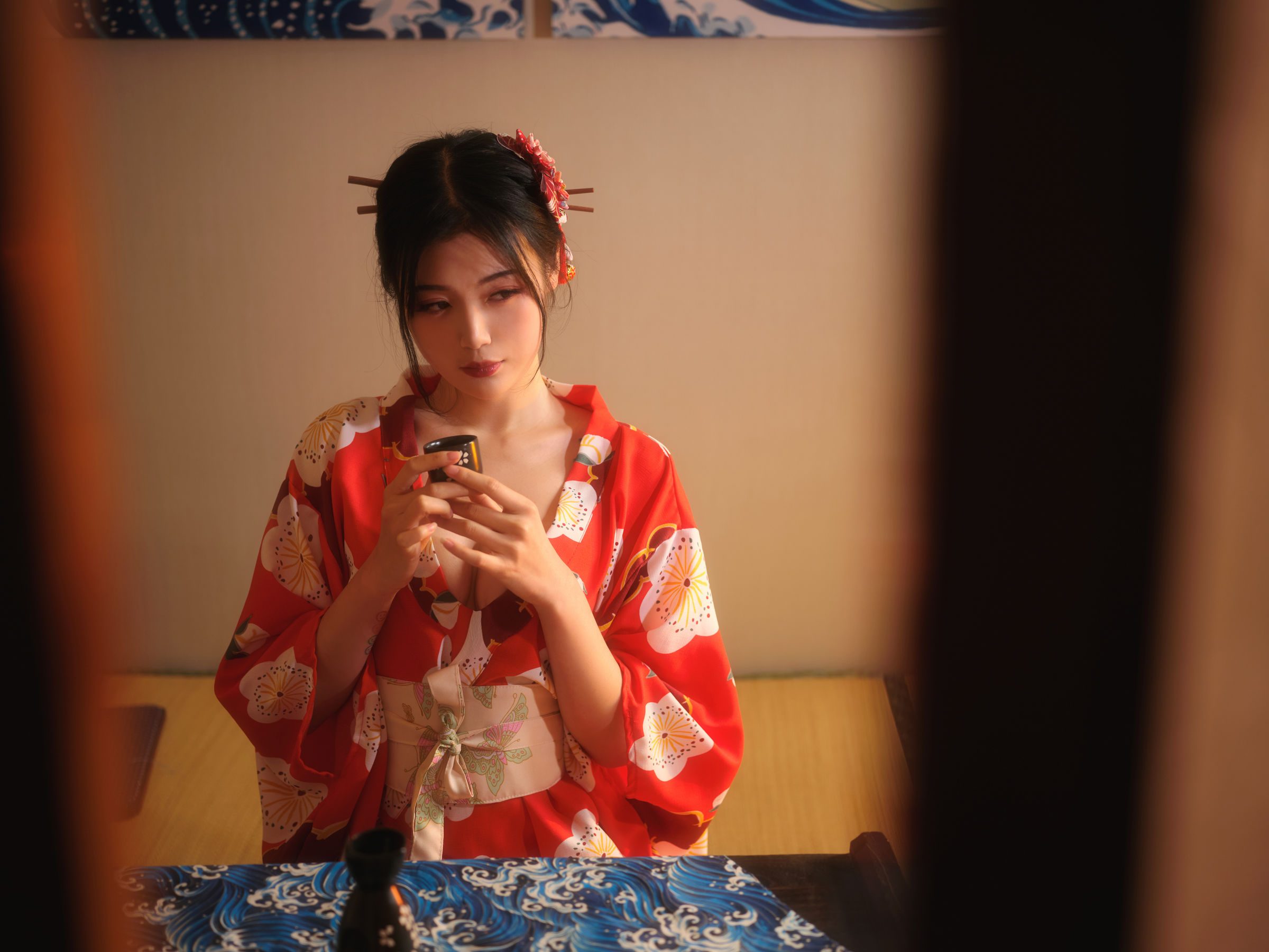 一米八的大梨子 – 居酒屋 [19P] - 秀人网免费无水印在线套图写真