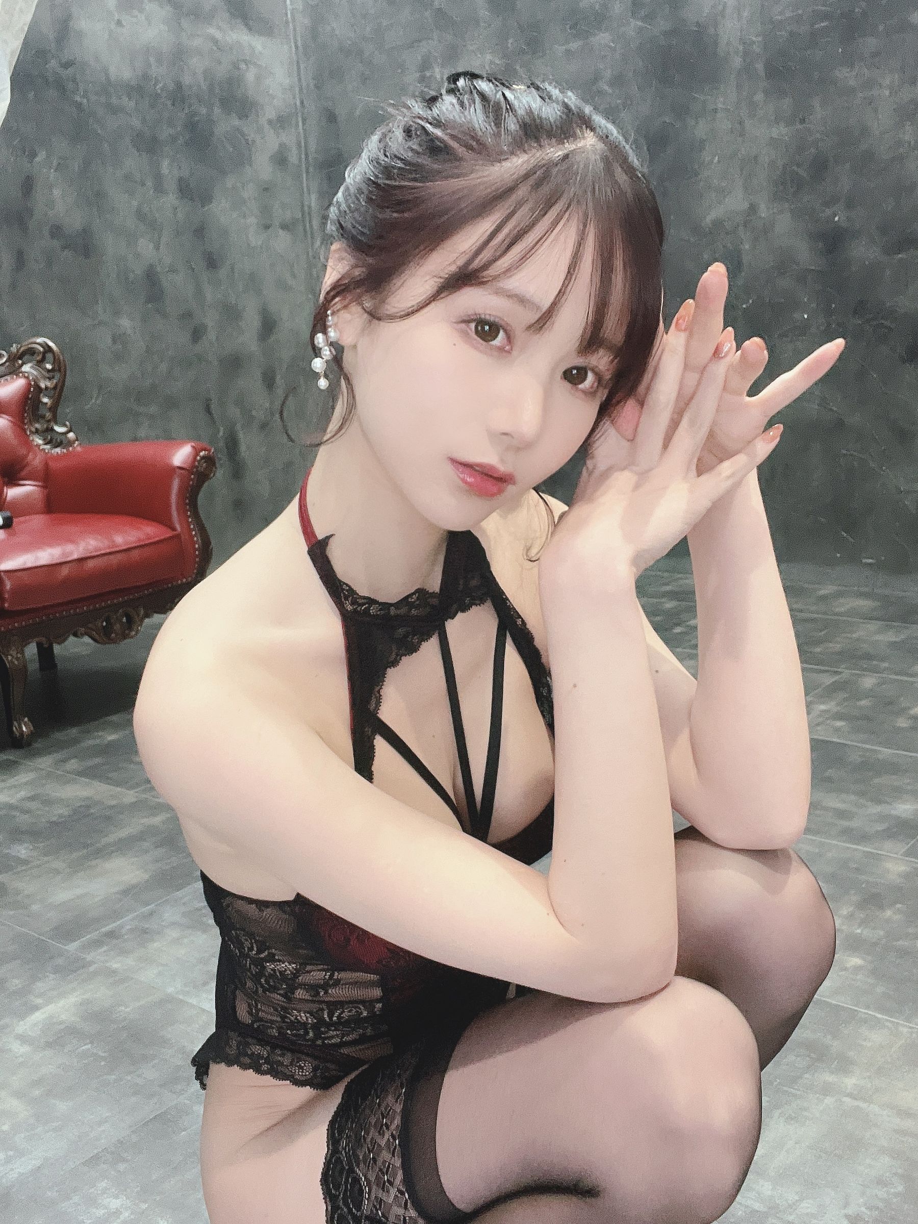 日本甜美COSERけんけん[fantia] 2022.05 黒レース水着 [18P] - 秀人网免费无水印在线套图写真