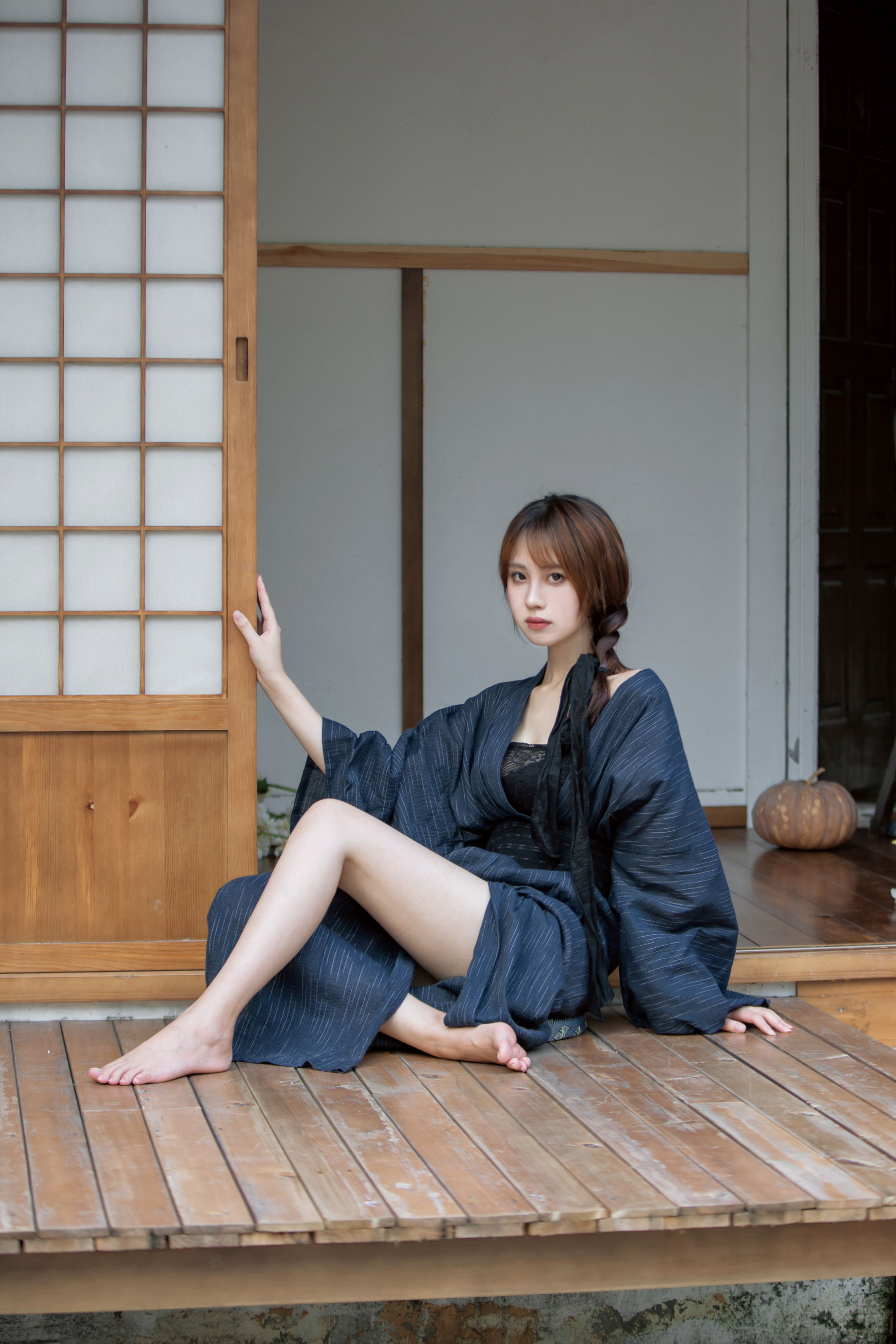 次元少女念雪ww – 蝶与刀 [25P] - 秀人网免费无水印在线套图写真