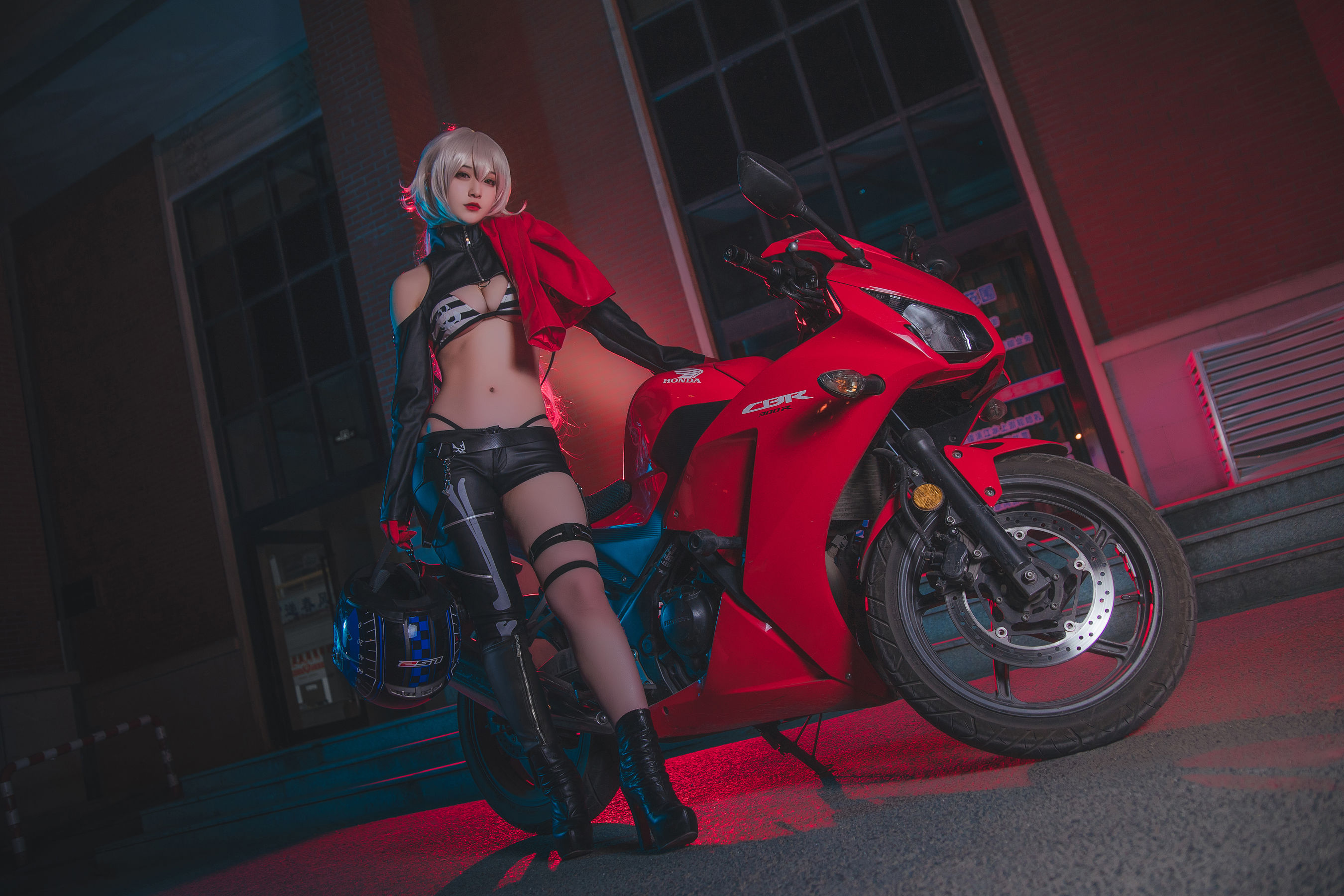 [Cosplay写真] 动漫博主铁板烧鬼舞w – 中山码头黑贞黑呆双人 [23P] - 秀人网免费无水印在线套图写真