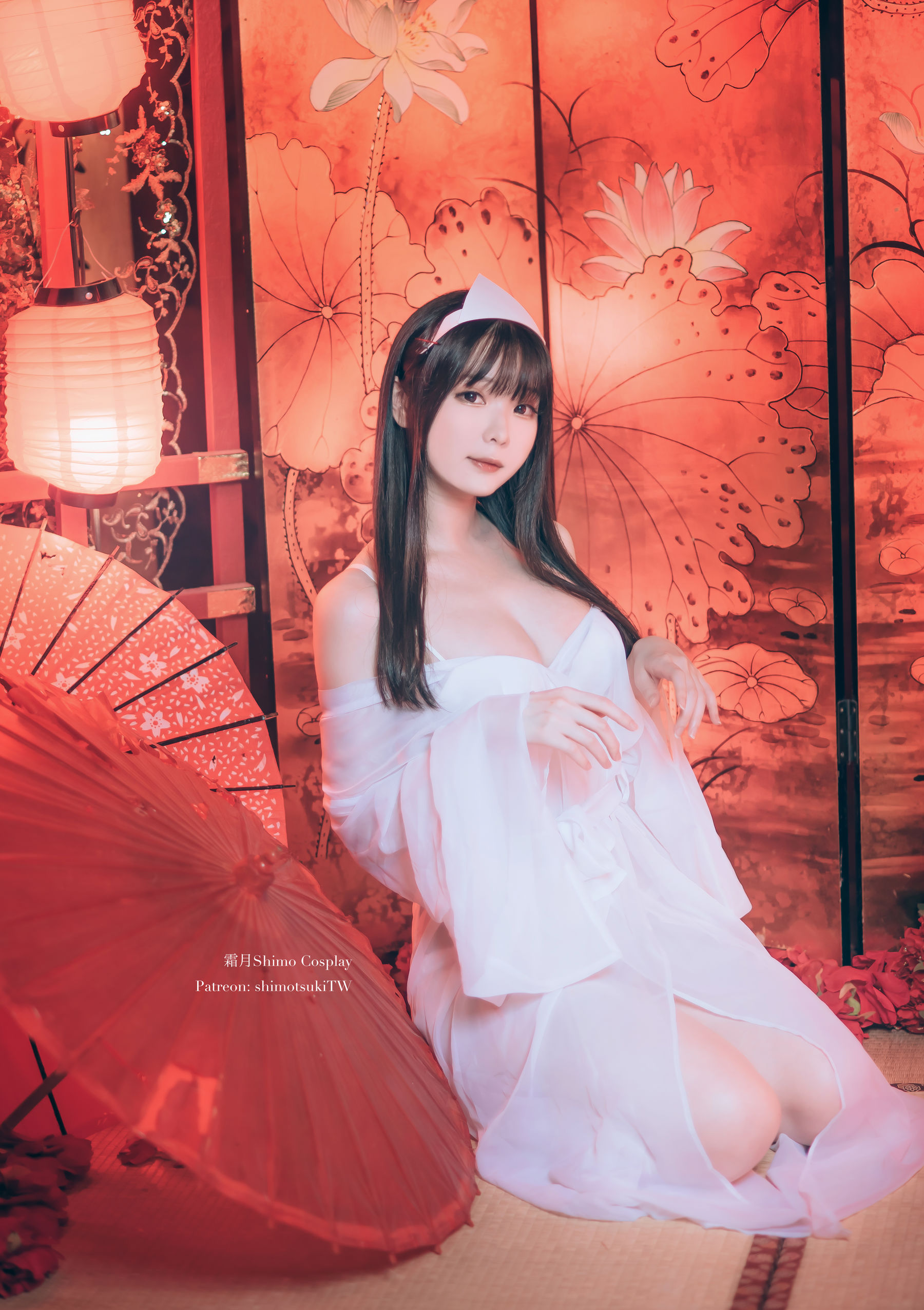 微博妹纸霜月shimo – 万圣 [19P] - 秀人网免费无水印在线套图写真